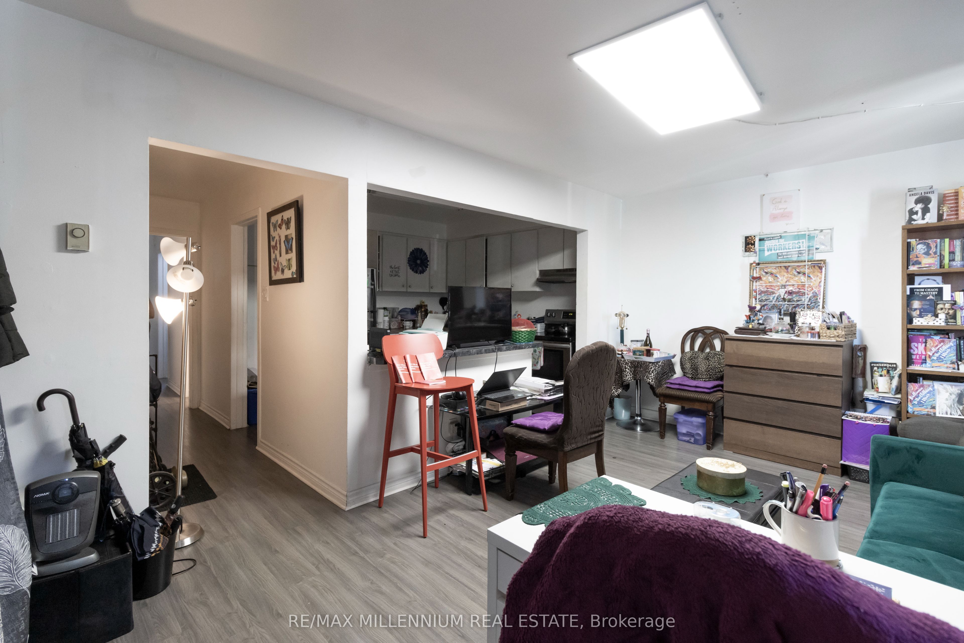 1853 Lawrence Avenue Property Photo 4