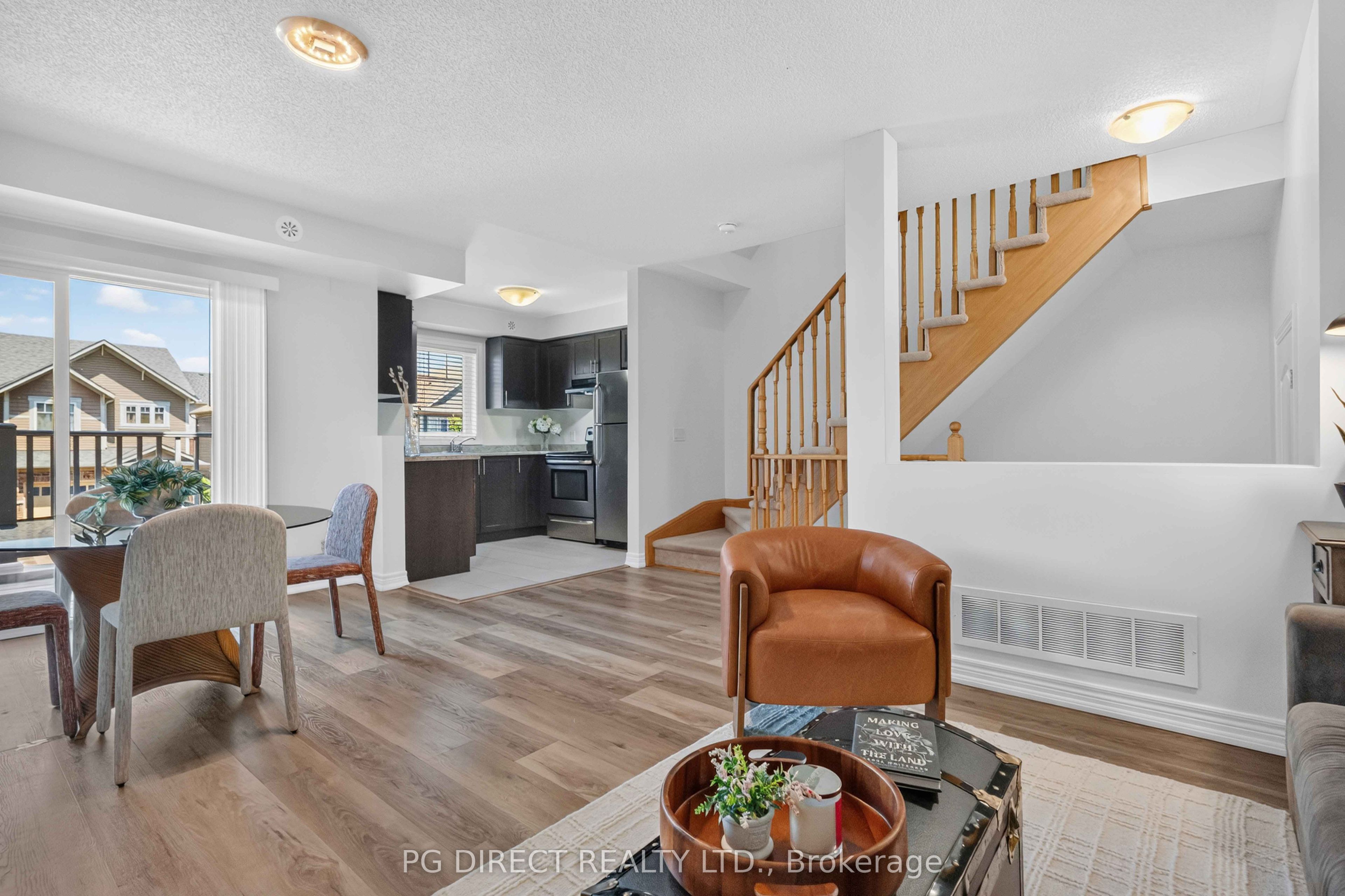 83 Great Gabe Crescent Property Photo 7