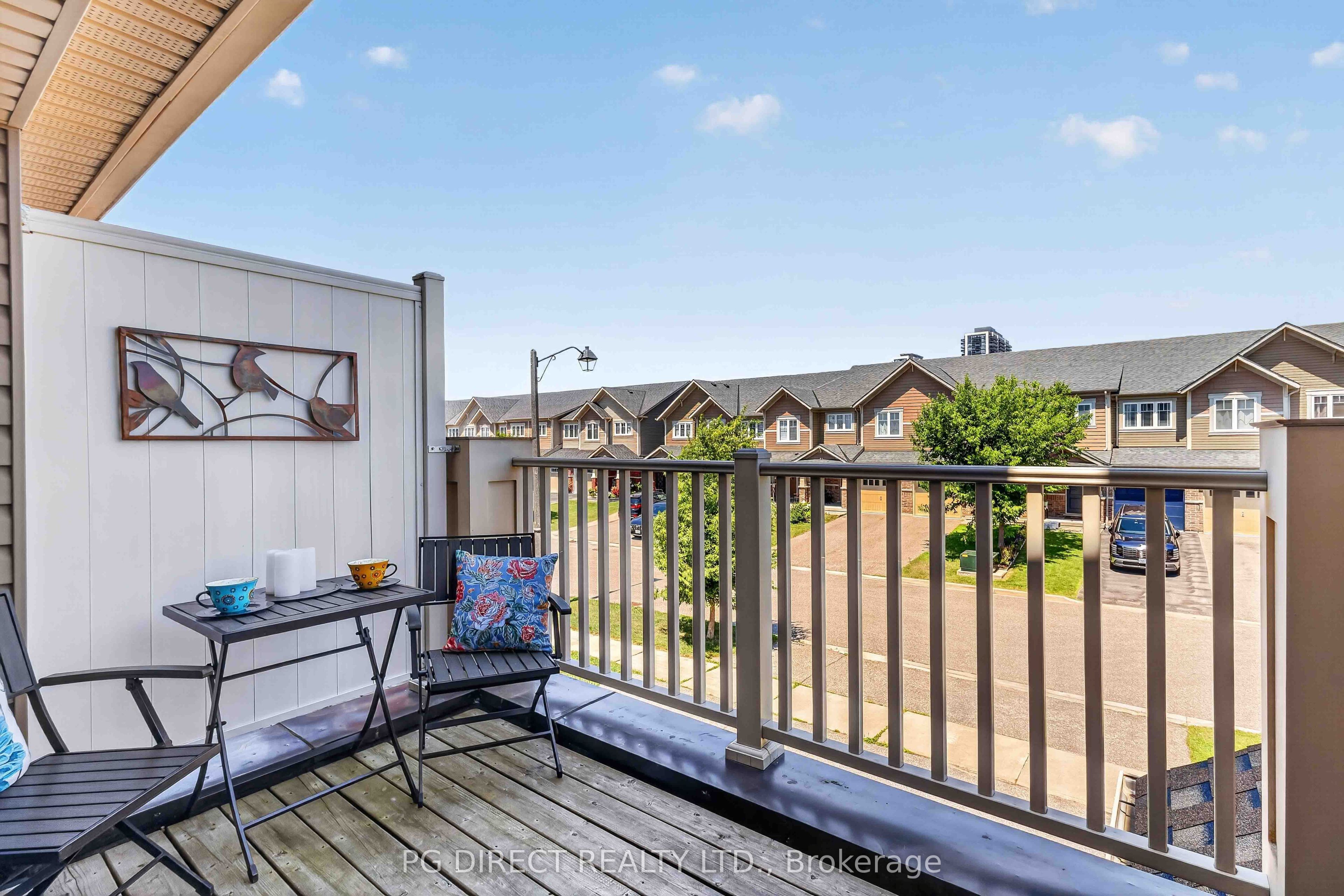 83 Great Gabe Crescent Property Photo 10