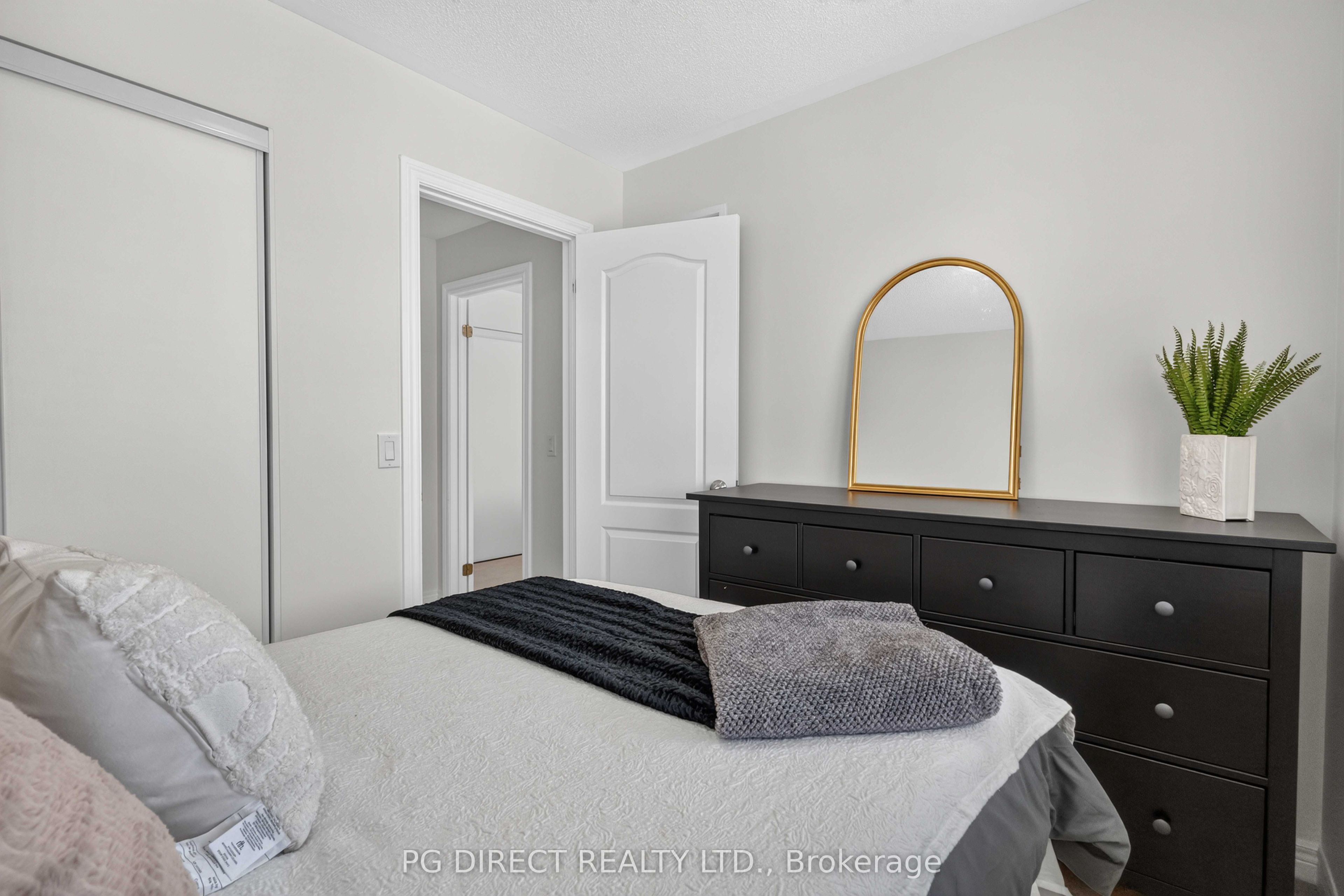 83 Great Gabe Crescent Property Photo 16