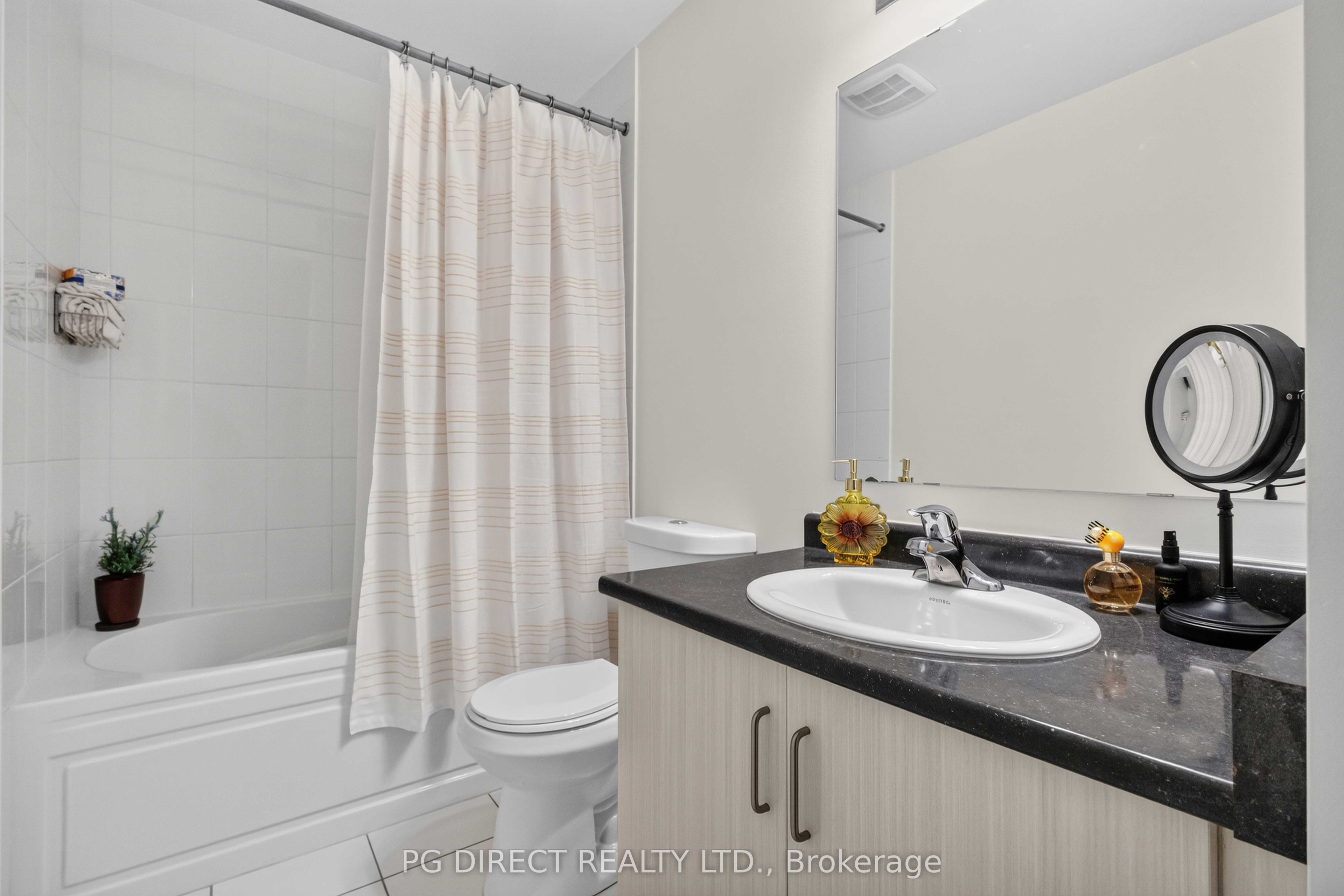 83 Great Gabe Crescent Property Photo 18