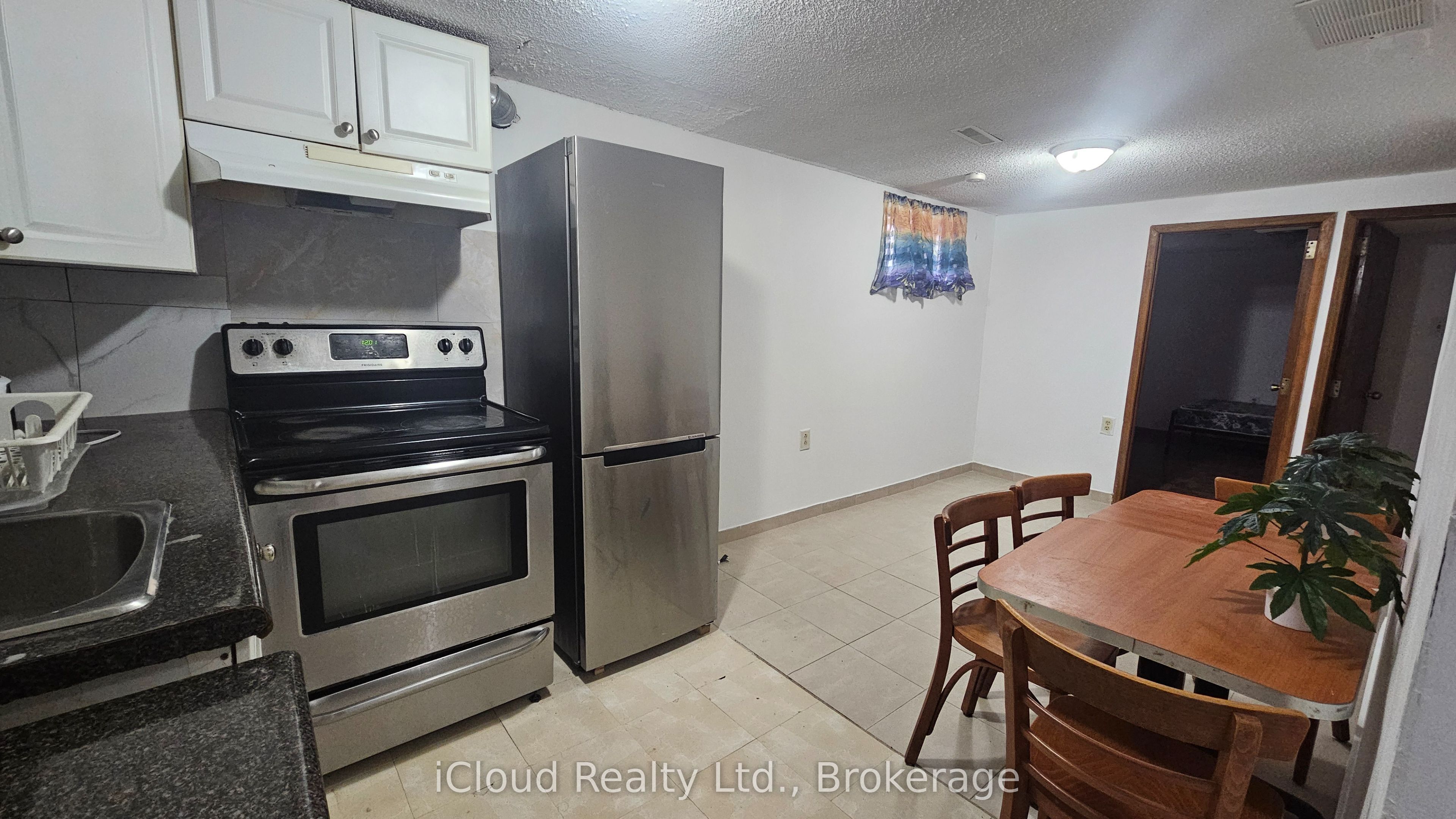 39 Frey Crescent Bsmnt Property Photo 1