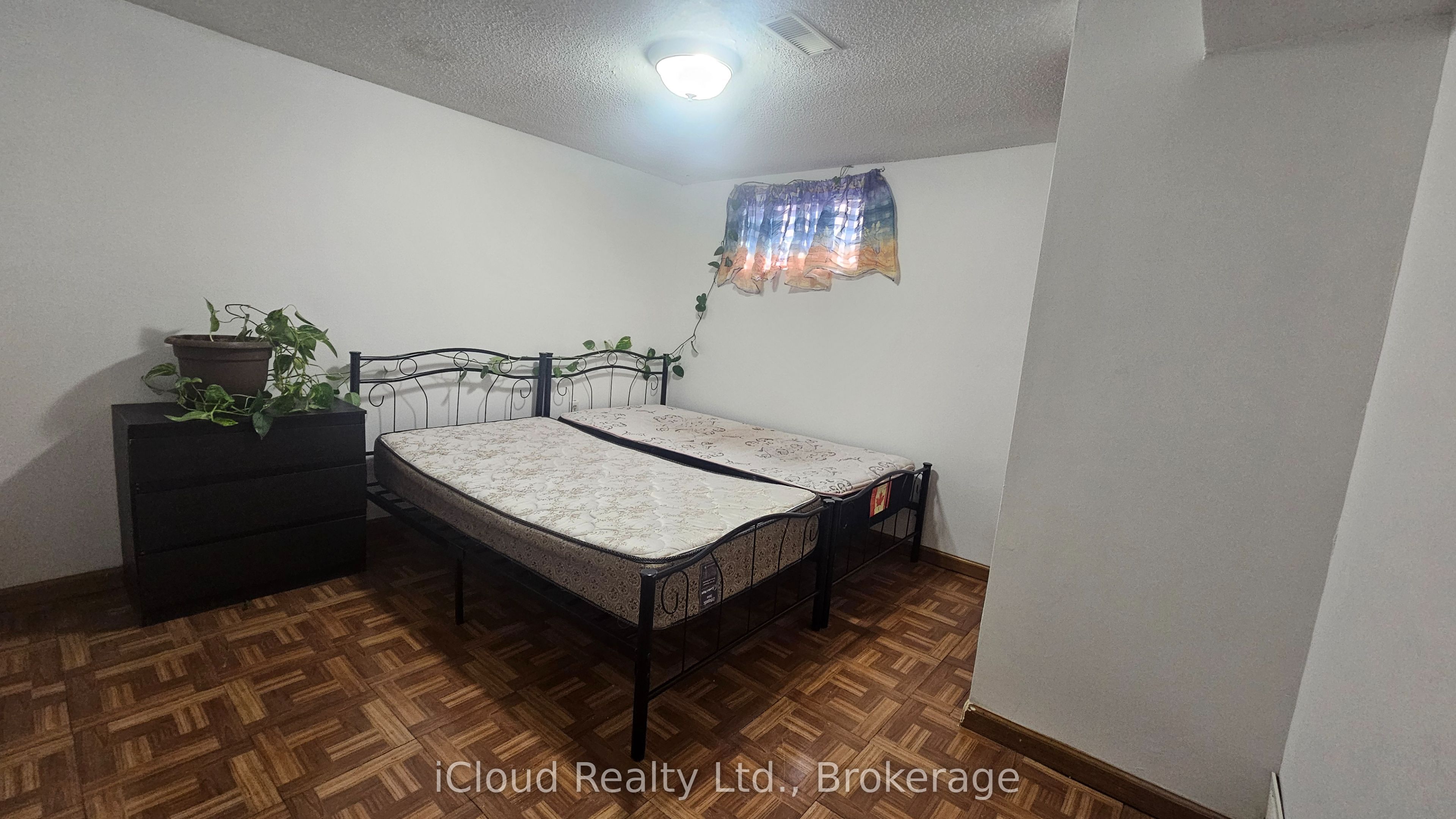 39 Frey Crescent Bsmnt Property Photo 4
