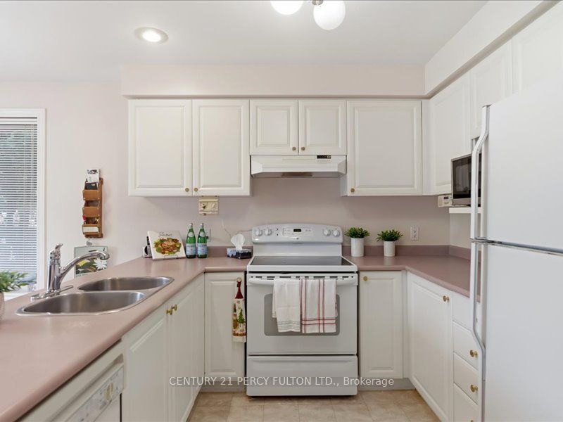 896 Sundance Circle Property Photo 6