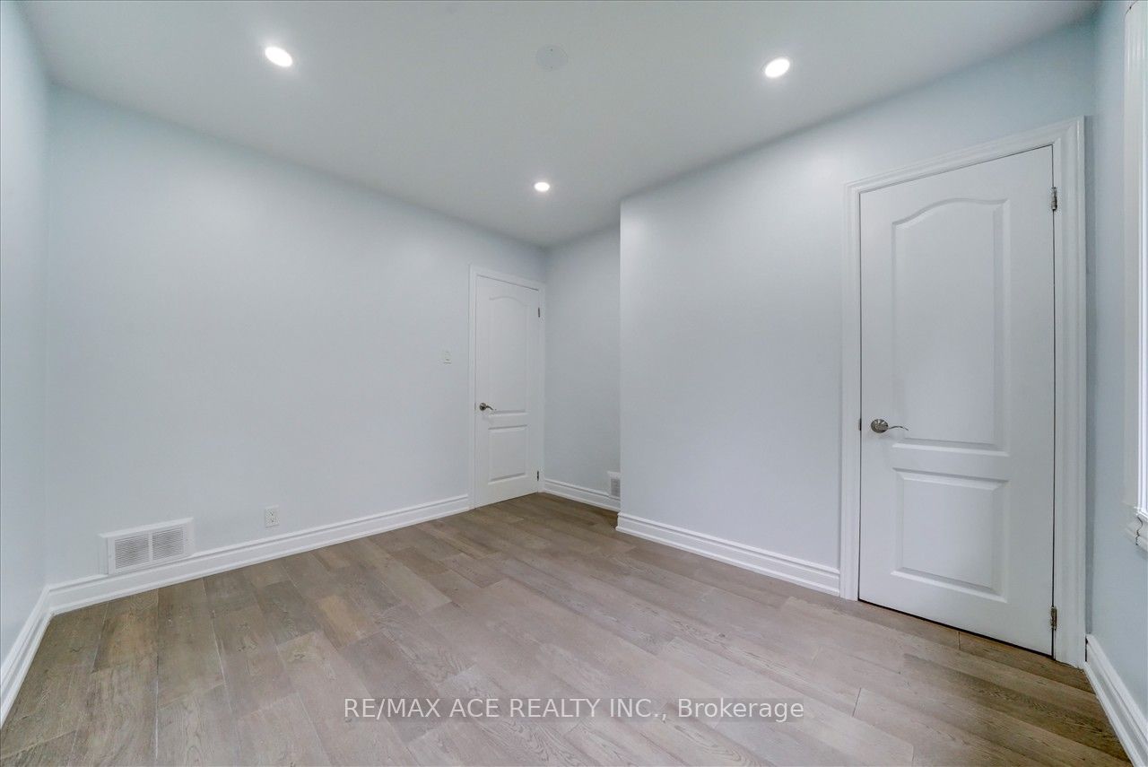 20 Martindale Road Property Photo 14
