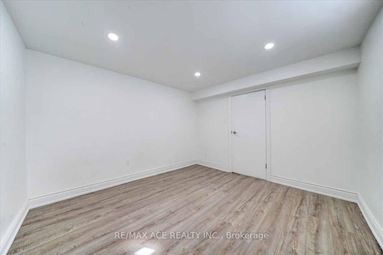 20 Martindale Road Property Photo 28