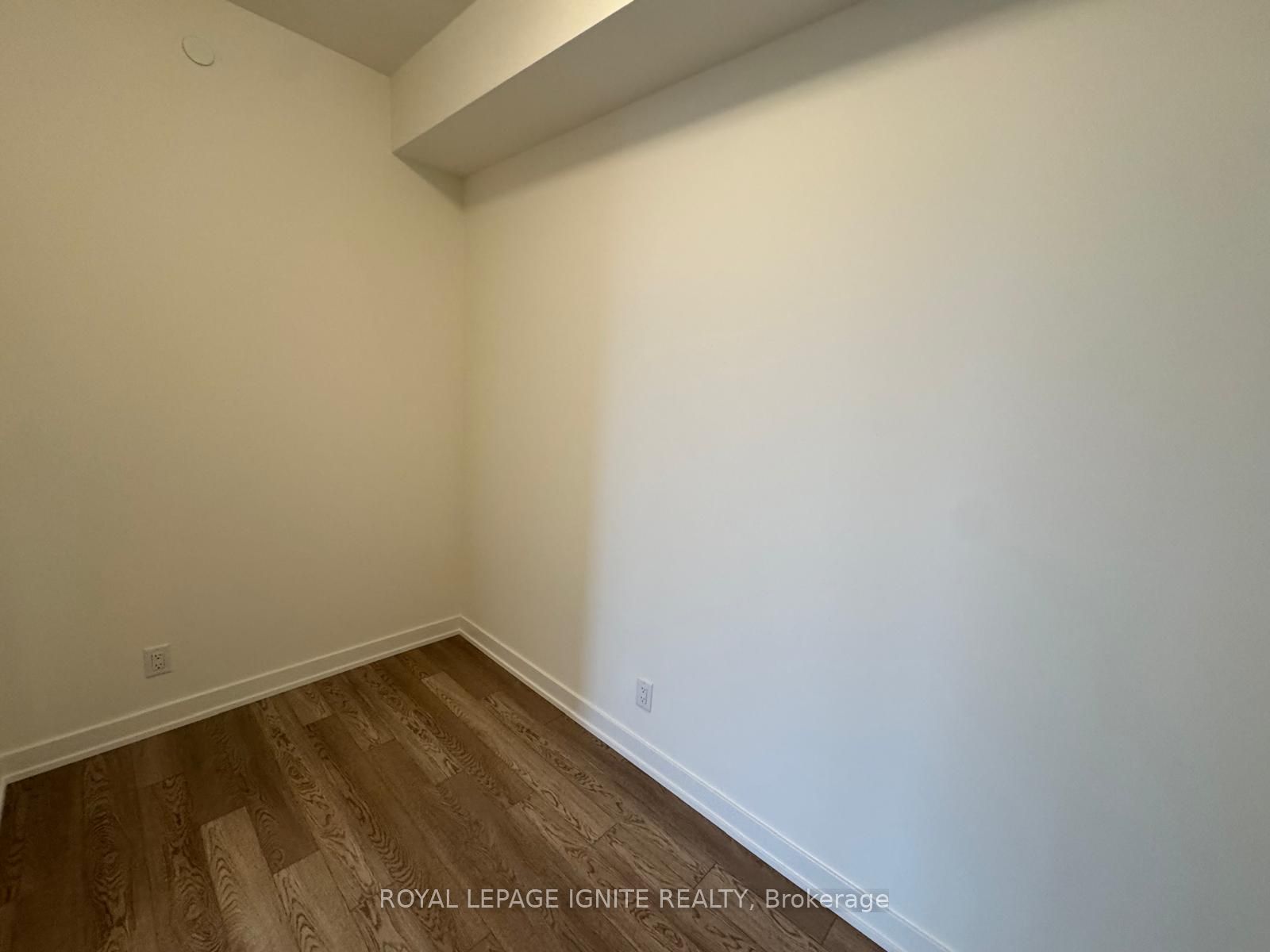 51 Clarington Boulevard 801 Property Photo 15