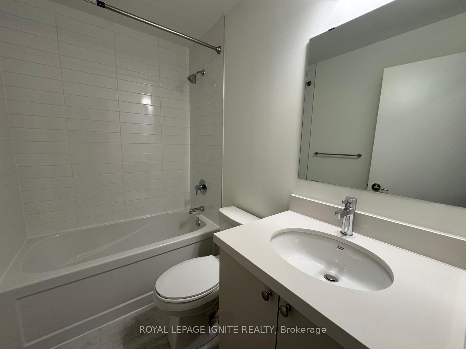 51 Clarington Boulevard 801 Property Photo 20