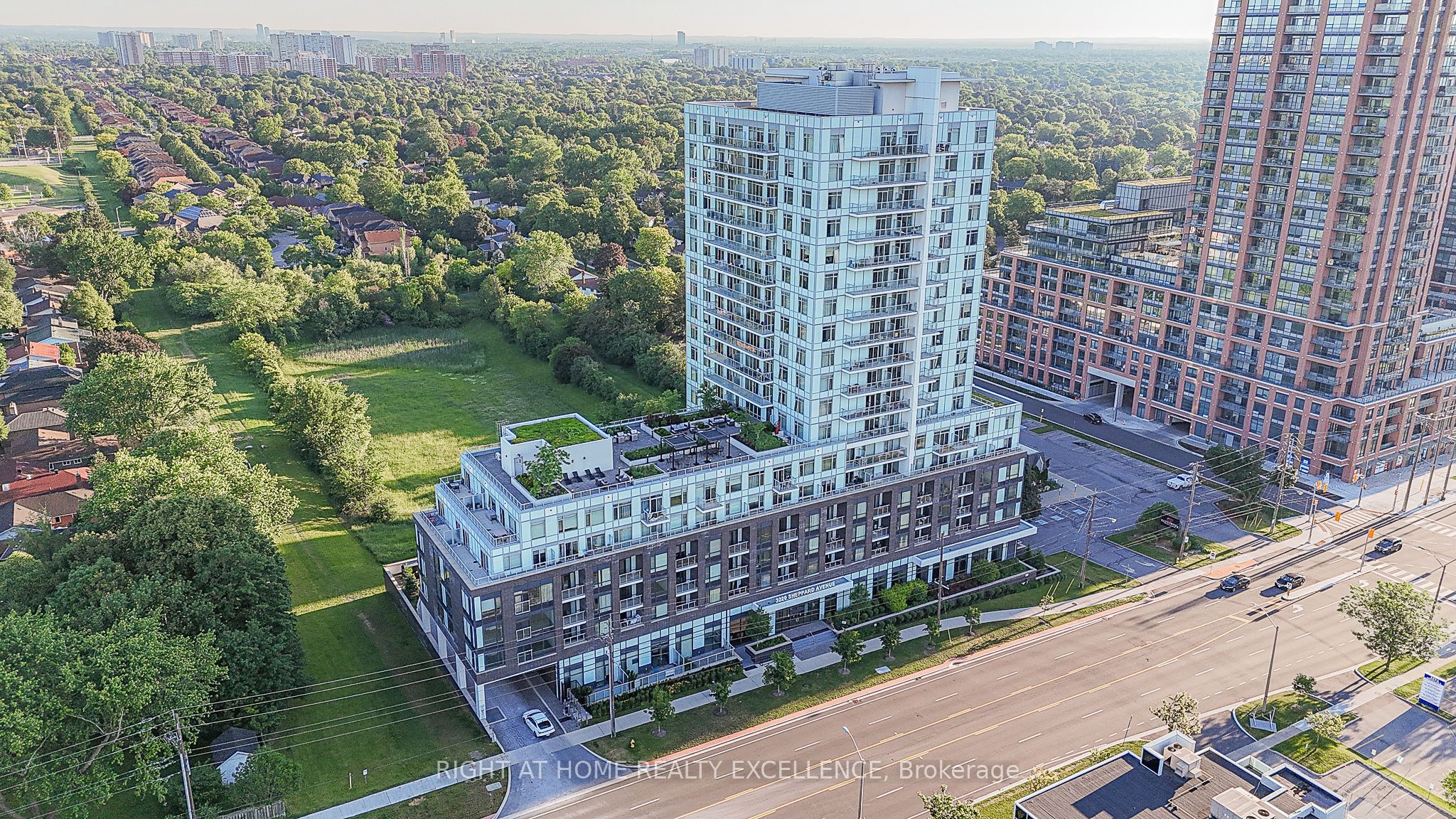 3220 Sheppard Avenue E 520 Property Photo 6