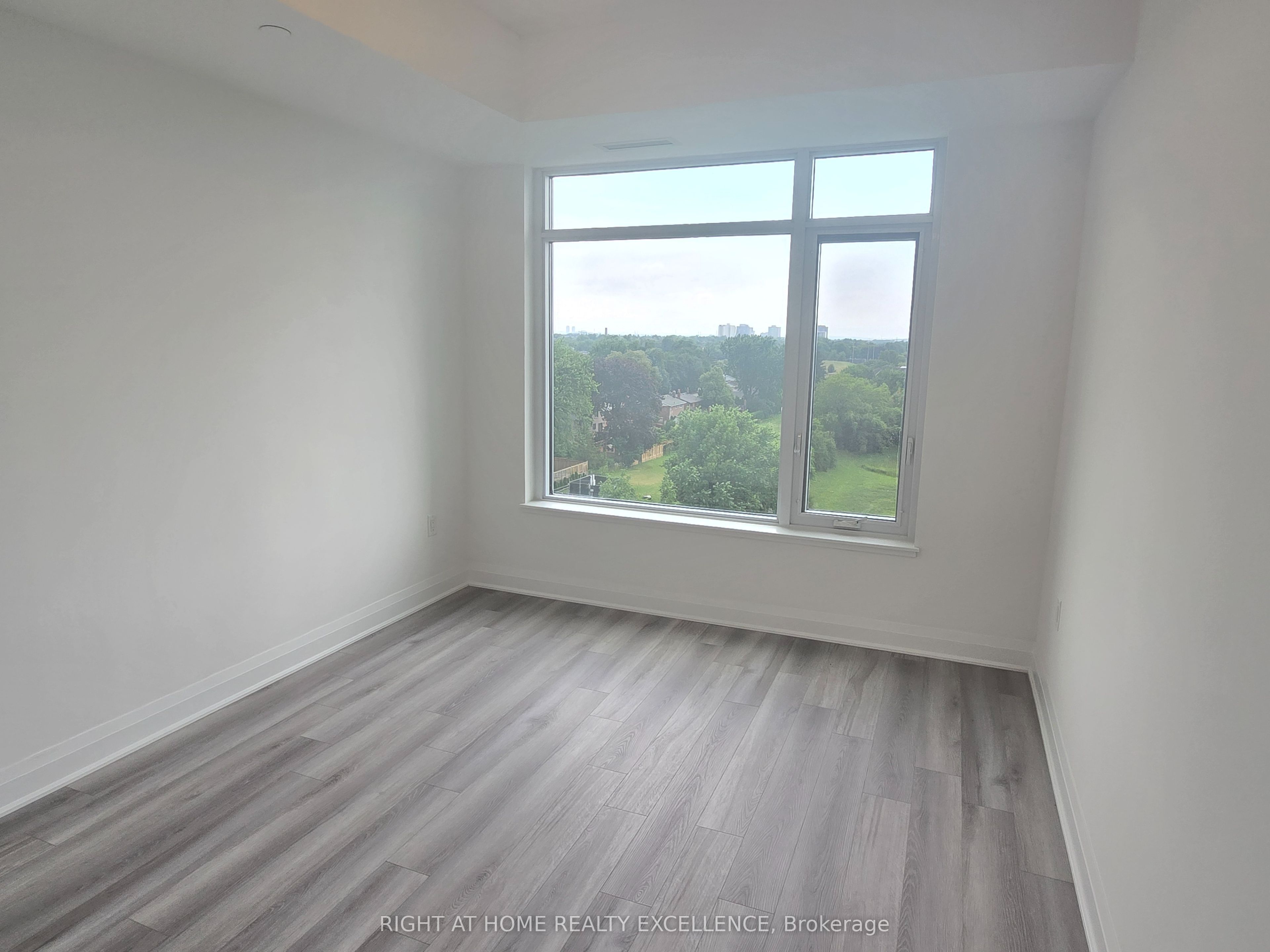 3220 Sheppard Avenue E 520 Property Photo 11
