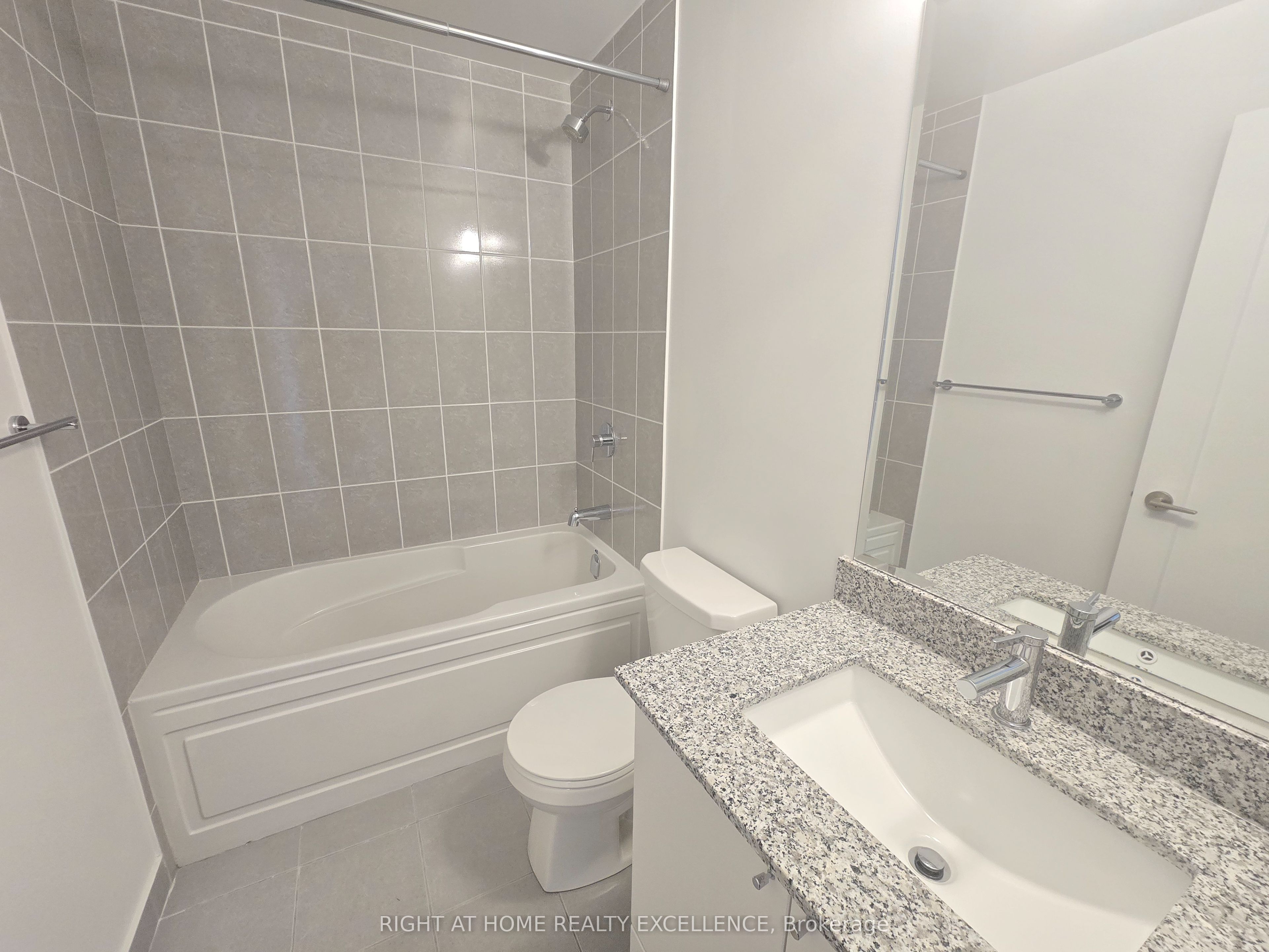3220 Sheppard Avenue E 520 Property Photo 12