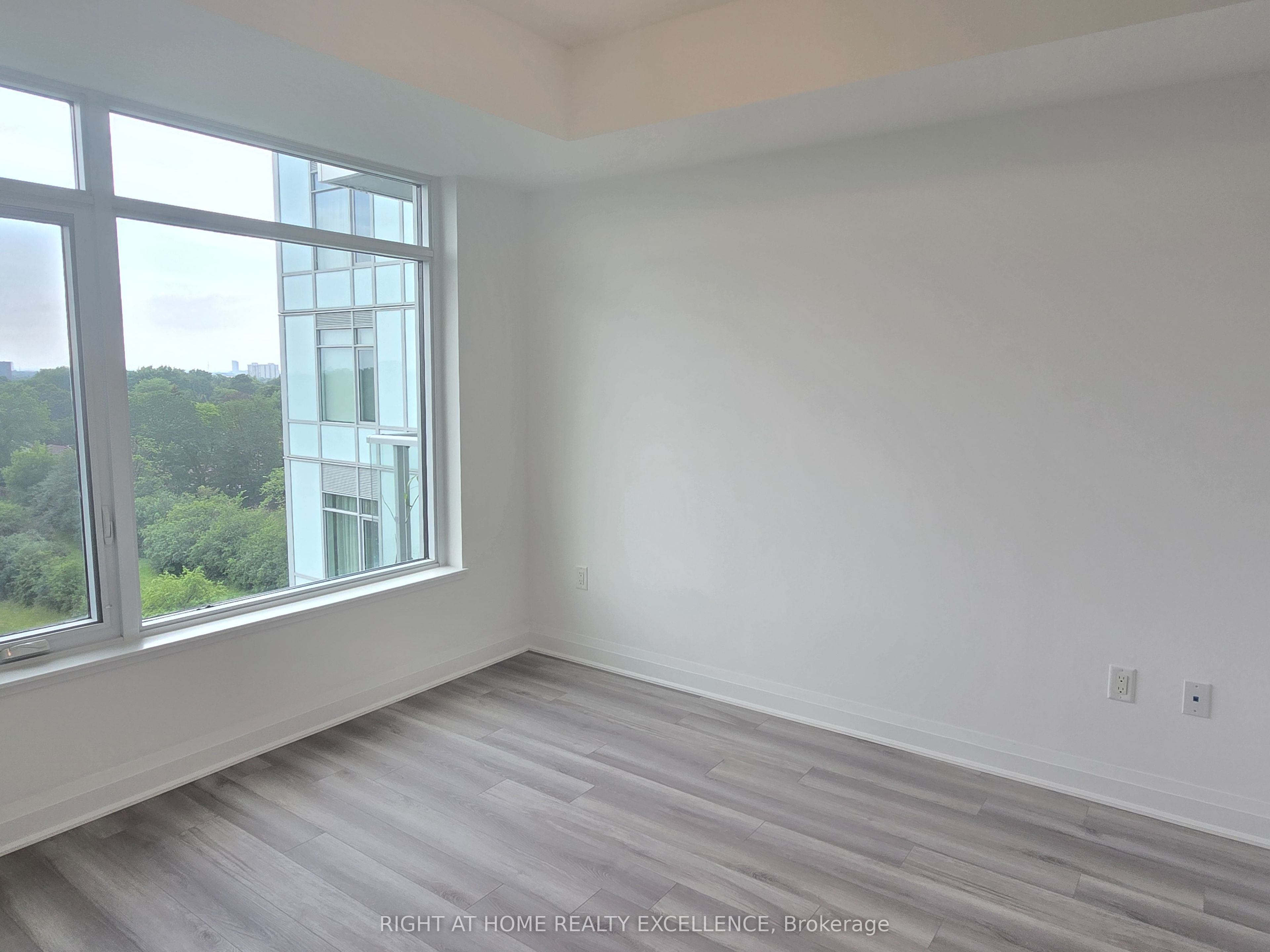 3220 Sheppard Avenue E 520 Property Photo 16