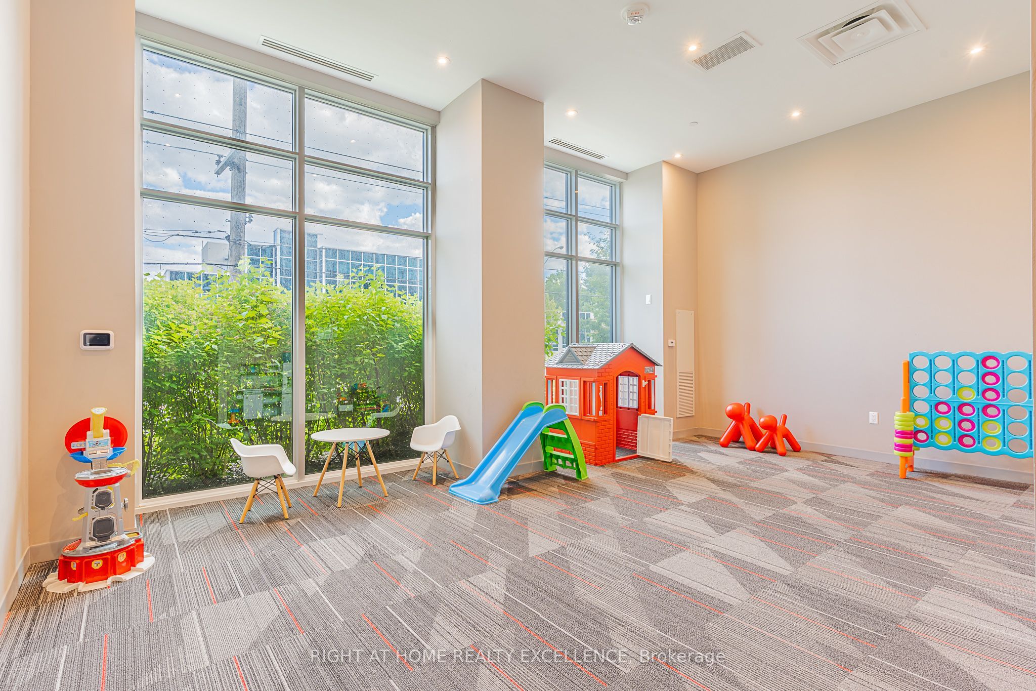3220 Sheppard Avenue E 520 Property Photo 25