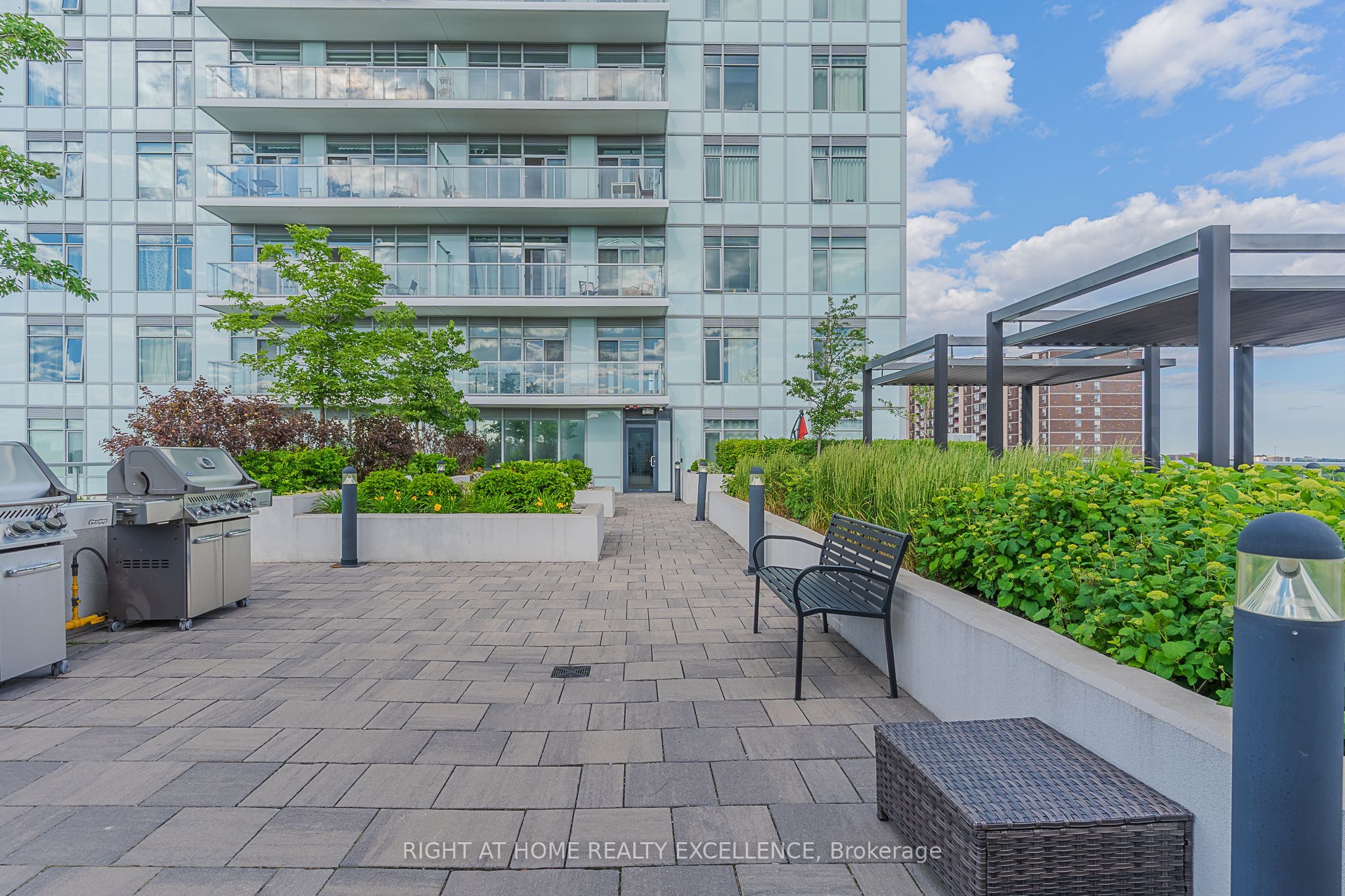 3220 Sheppard Avenue E 520 Property Photo 27