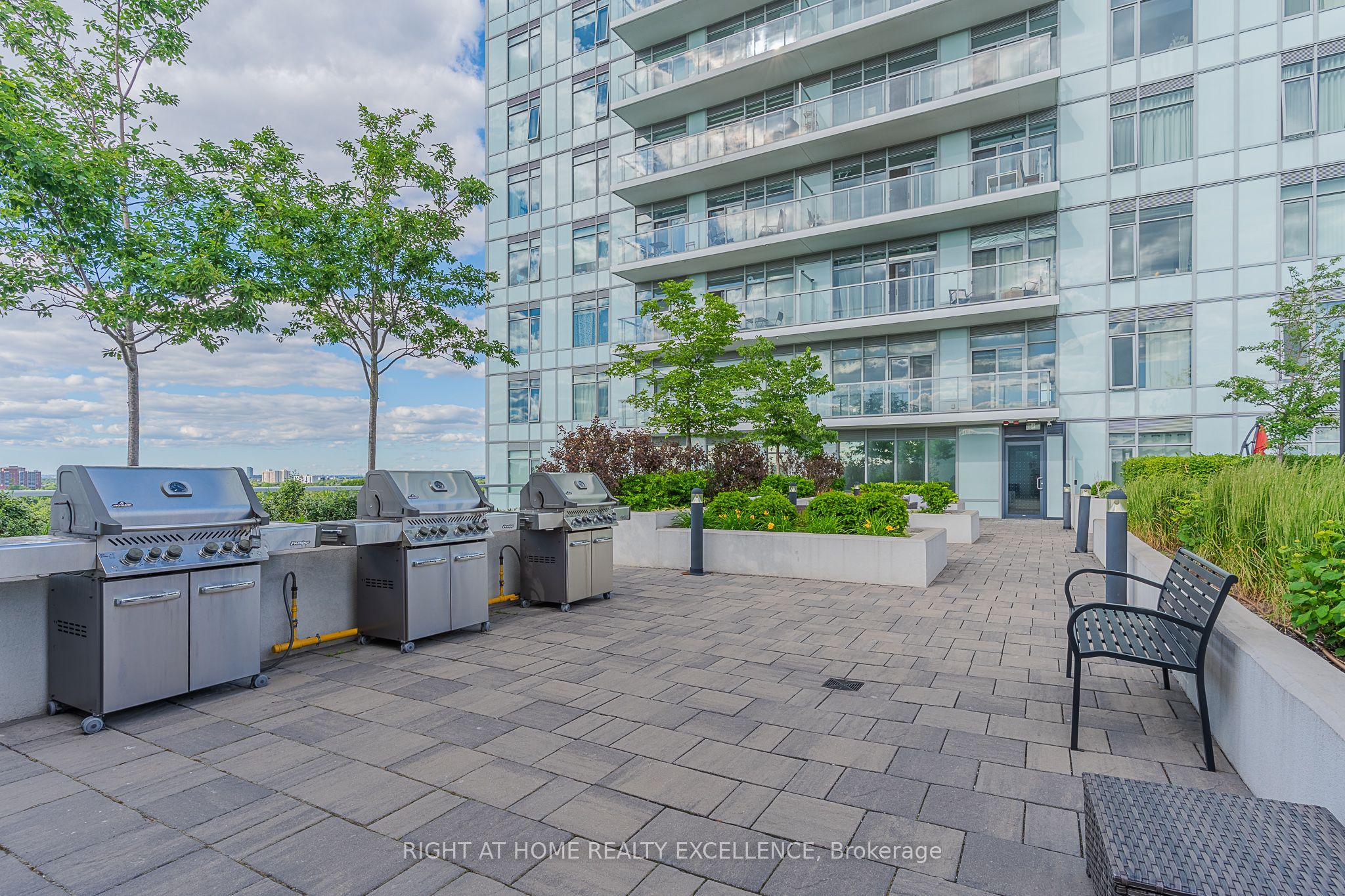 3220 Sheppard Avenue E 520 Property Photo 29
