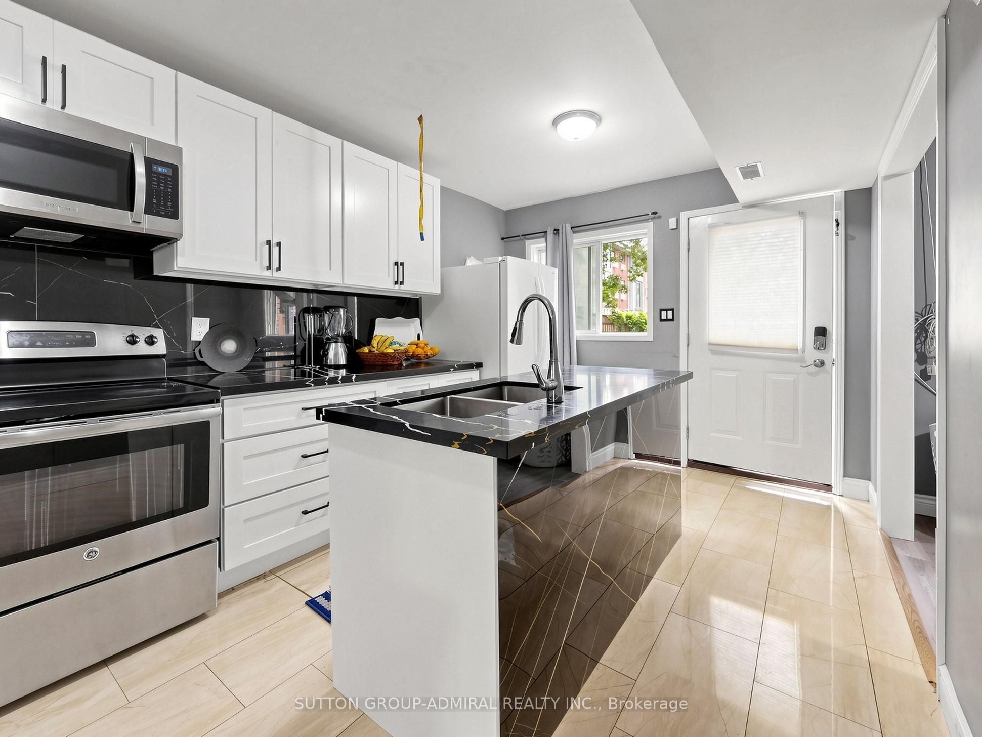 150 Centre Street S Property Photo 13