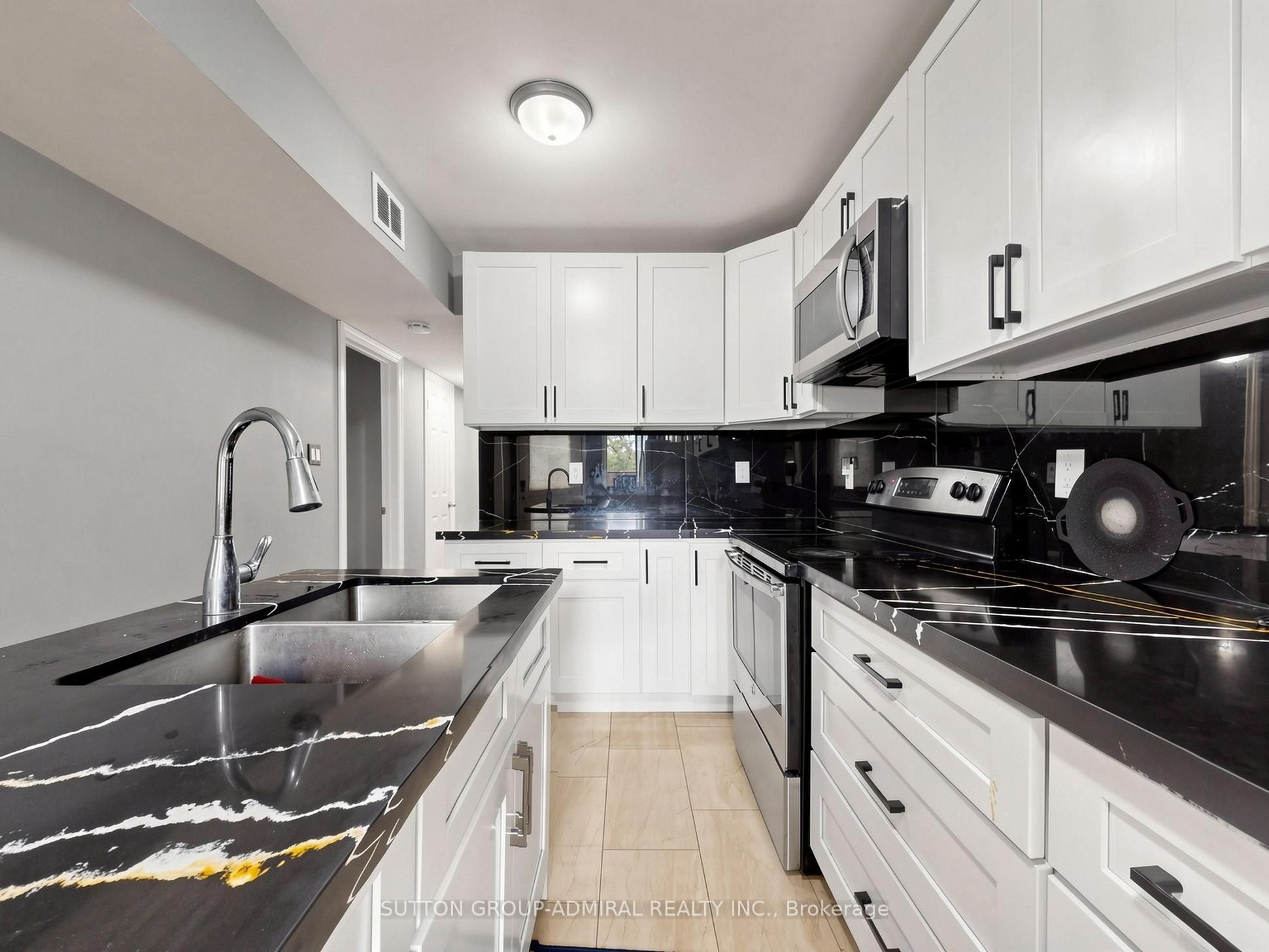 150 Centre Street S Property Photo 20