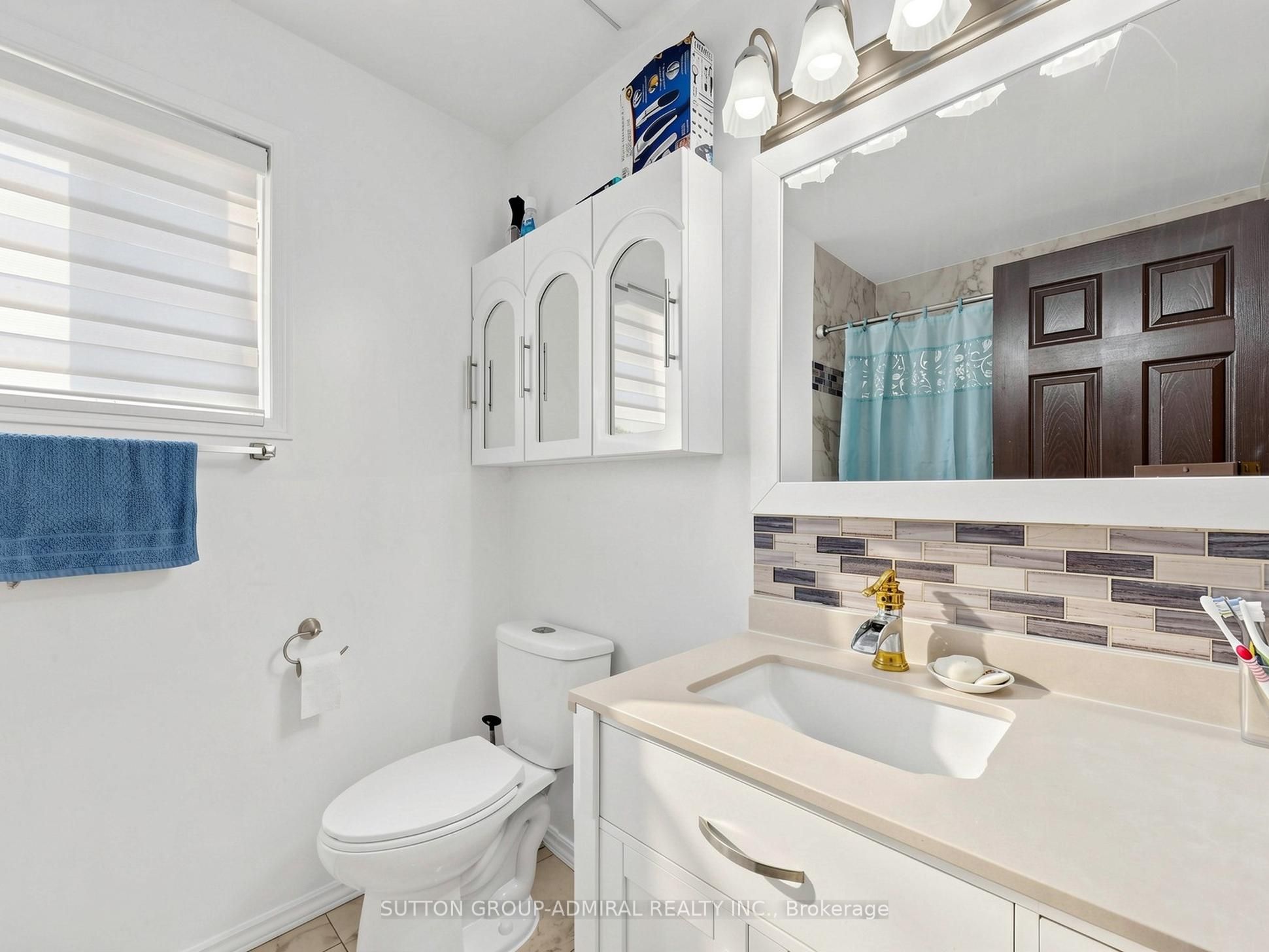 150 Centre Street S Property Photo 38