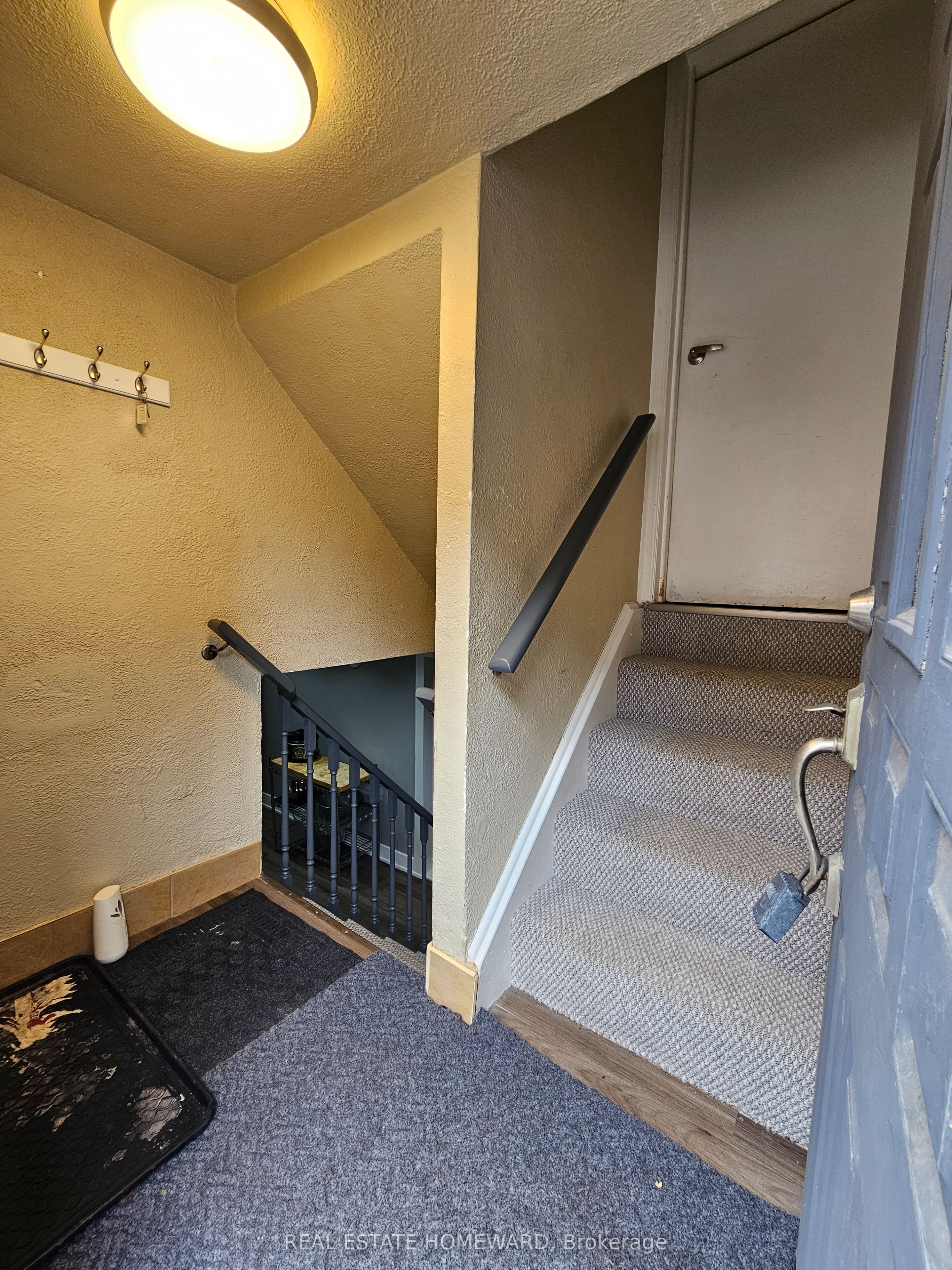 715 Pharmacy Avenue Property Photo 3