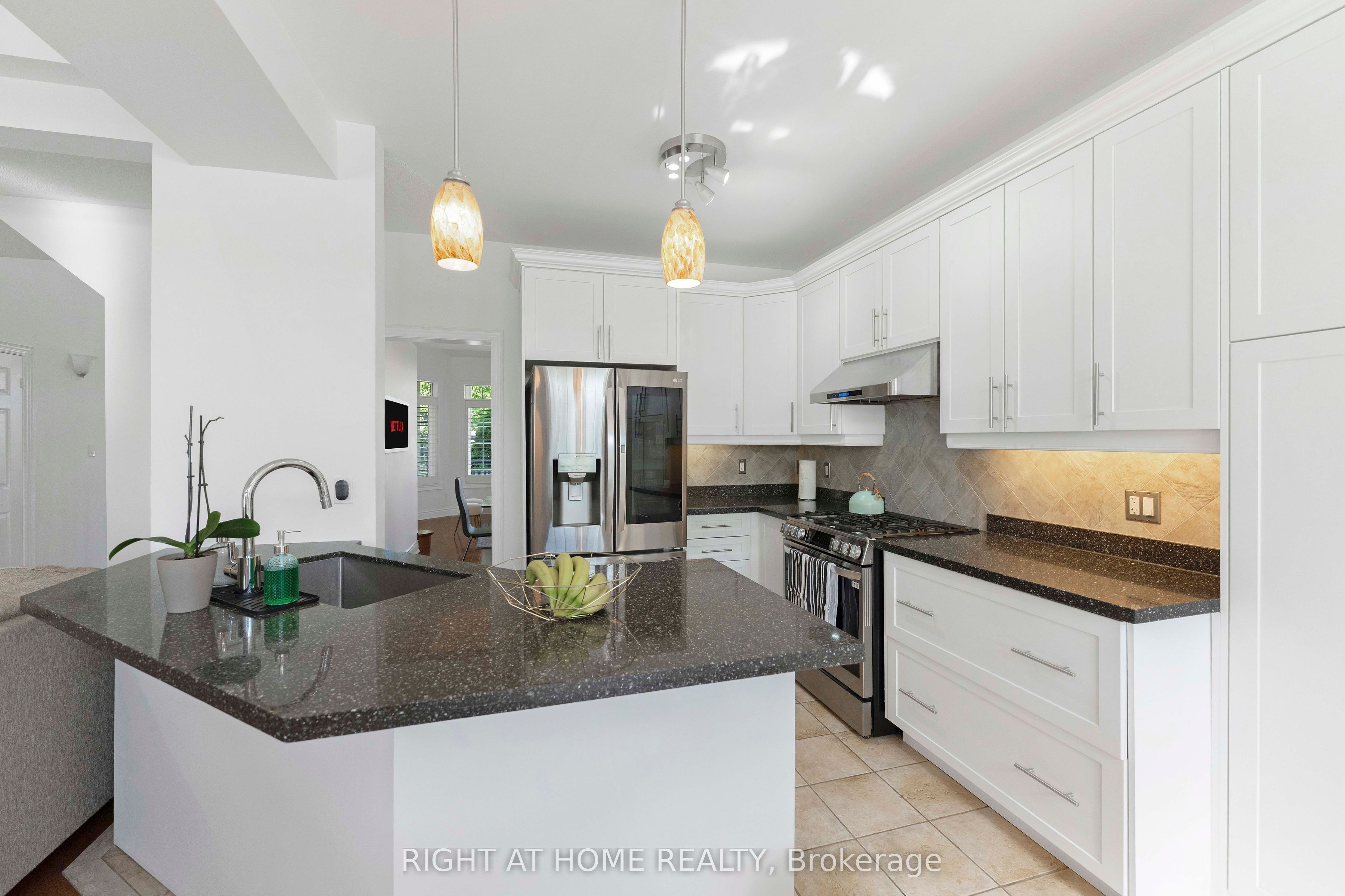1048 Mcquay Boulevard Property Photo 14