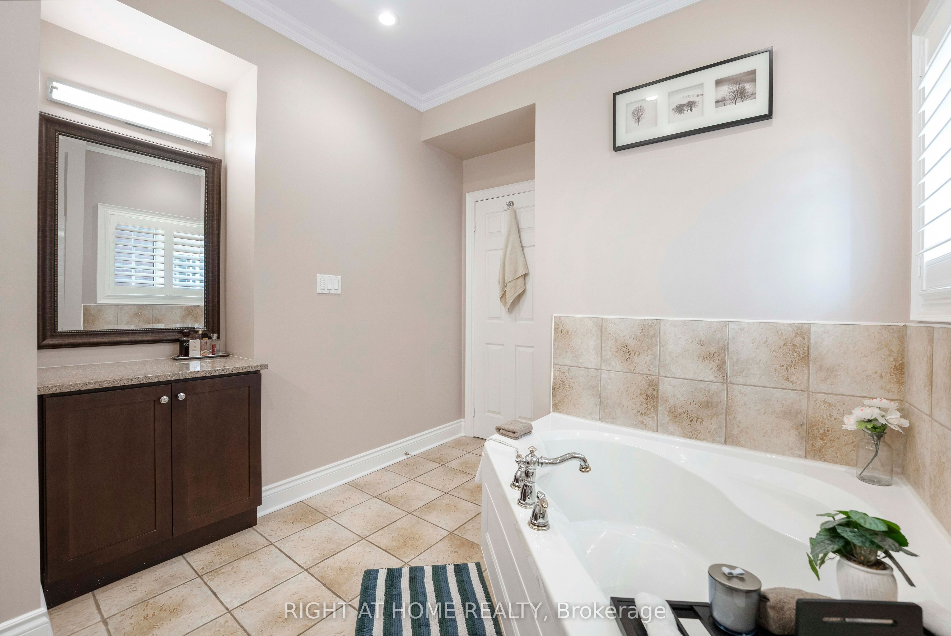 1048 Mcquay Boulevard Property Photo 21