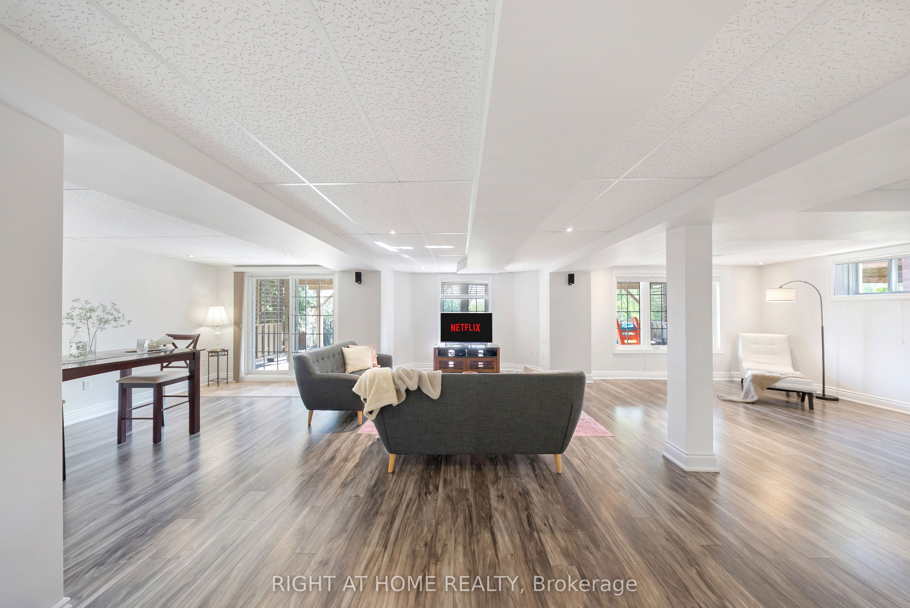 1048 Mcquay Boulevard Property Photo 40