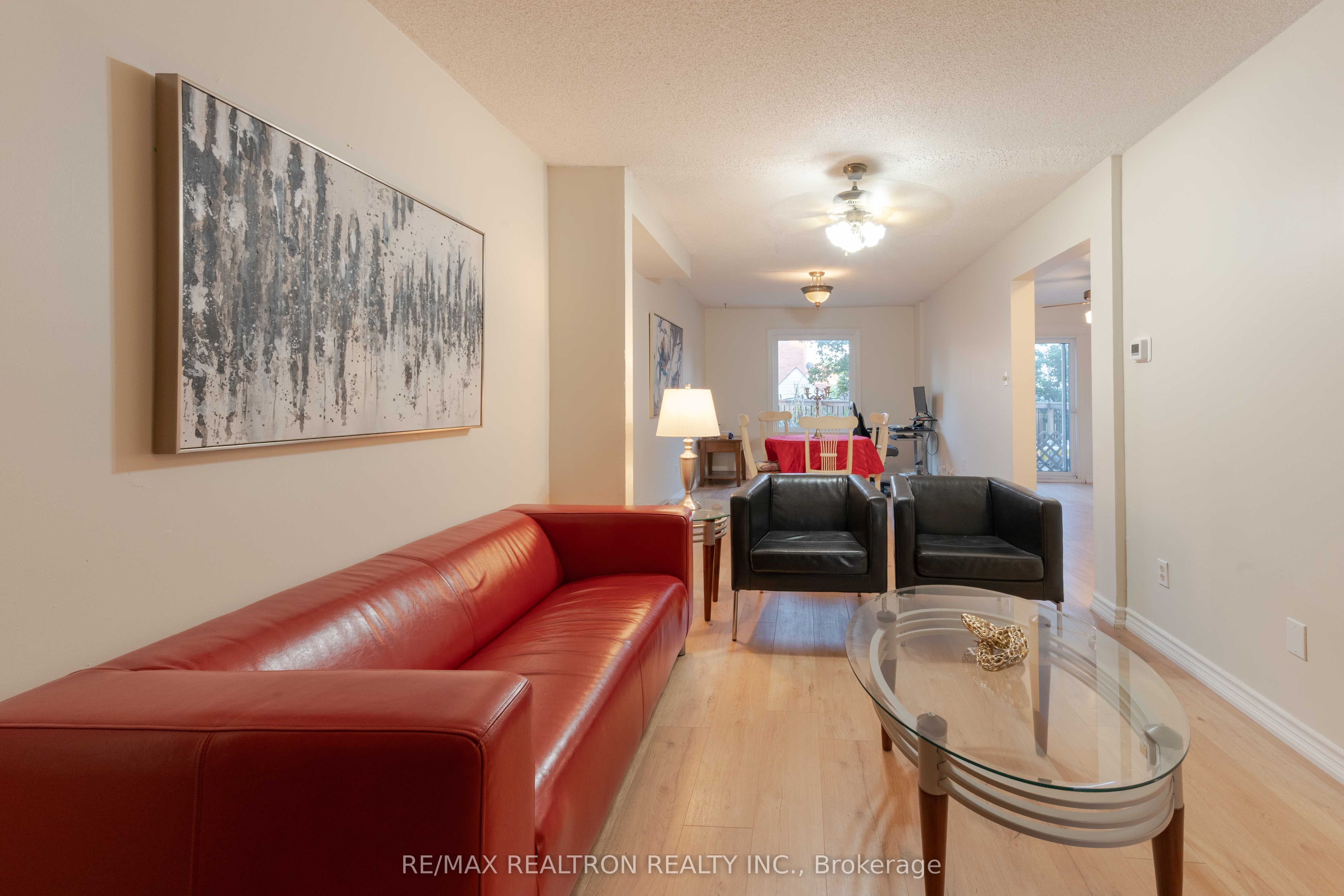 95 Chalmers Crescent Property Photo 6