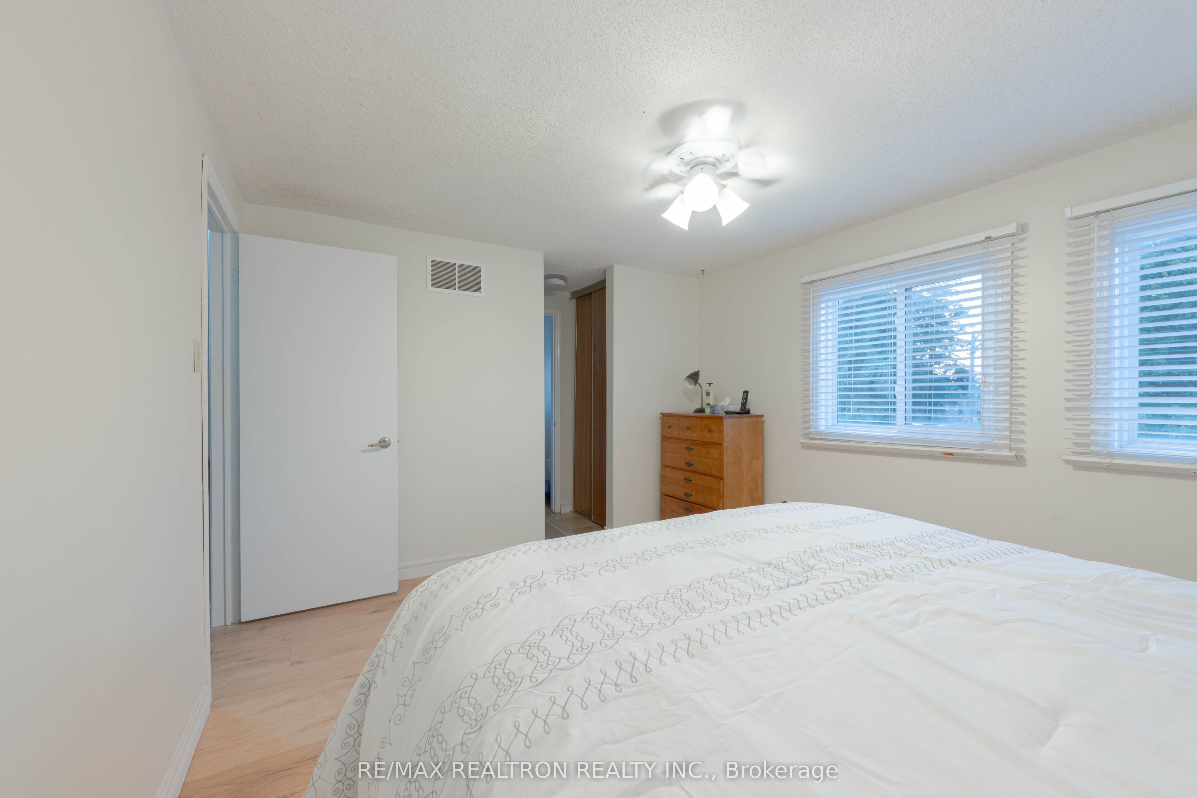 95 Chalmers Crescent Property Photo 16