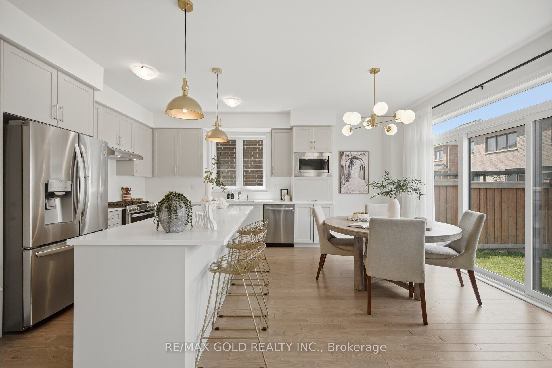 8 Huggins Drive Property Photo 8