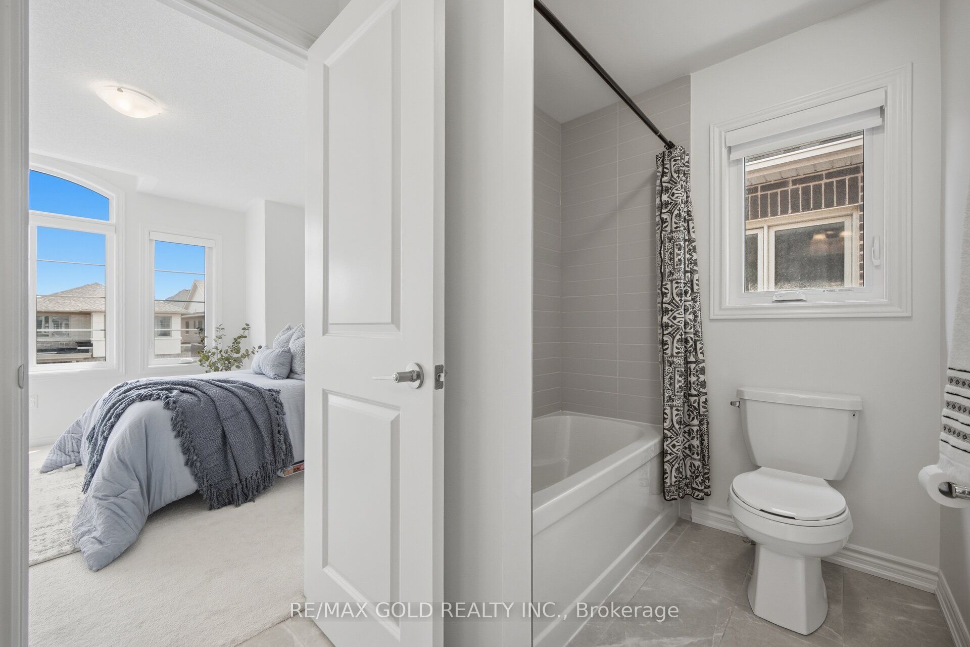 8 Huggins Drive Property Photo 35