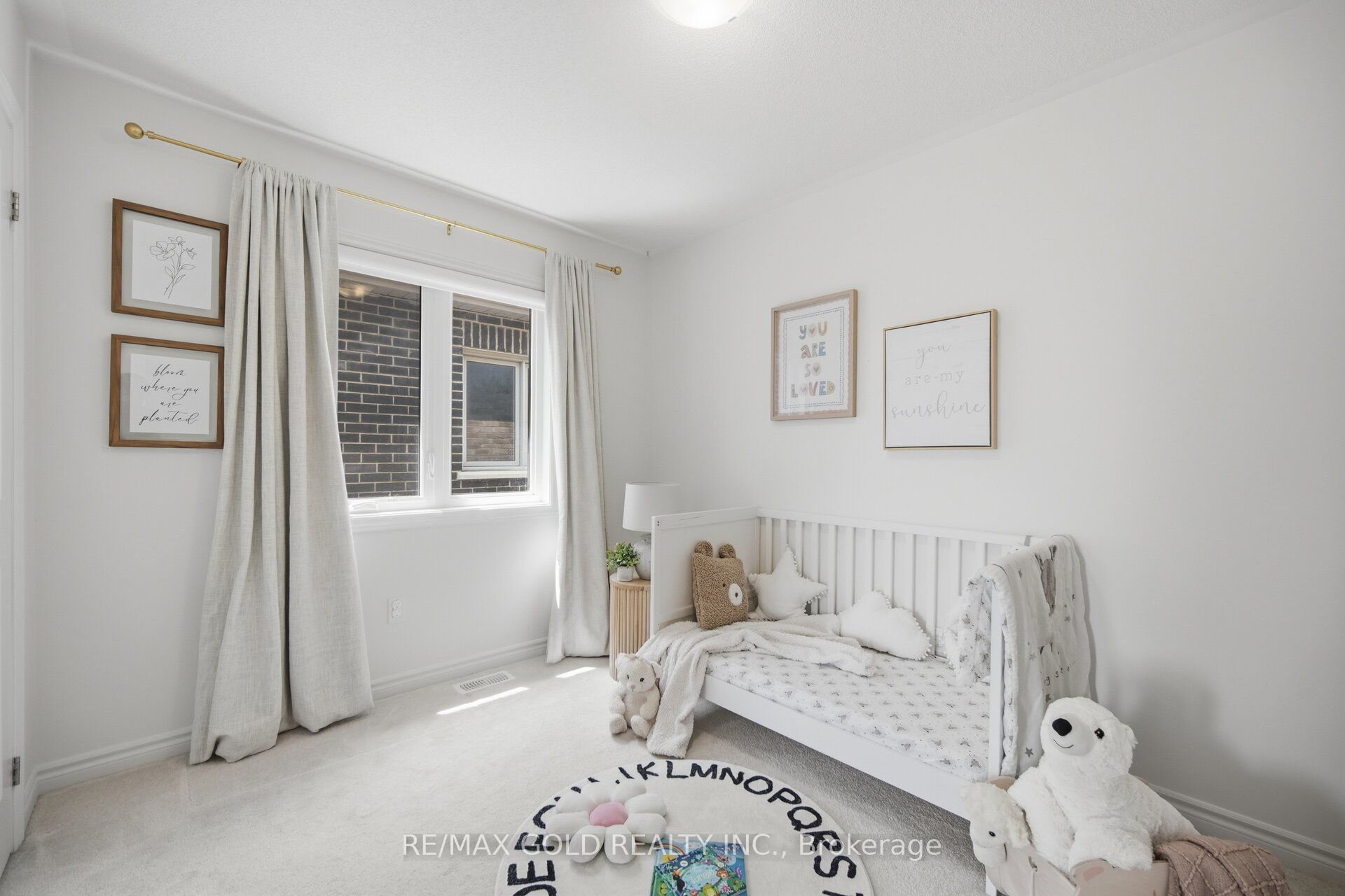 8 Huggins Drive Property Photo 37