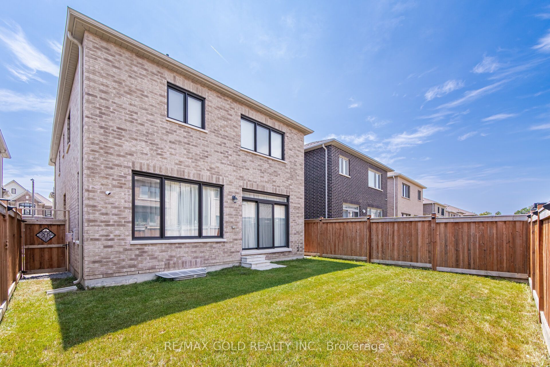 8 Huggins Drive Property Photo 49