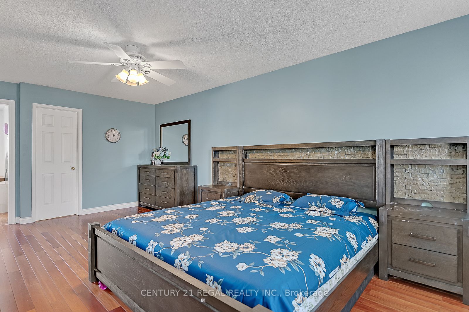 28 Upland Drive Property Photo 37