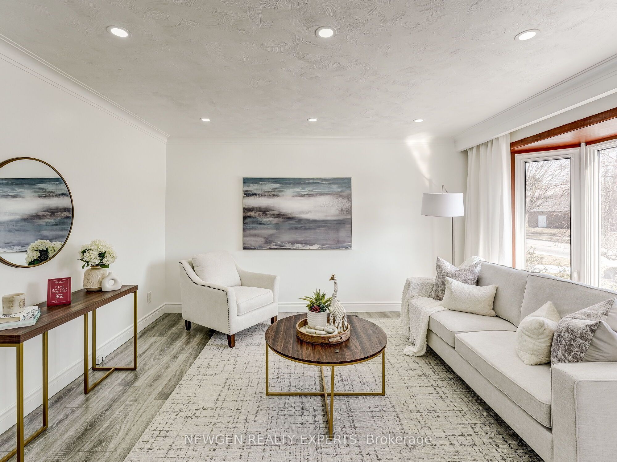 30 Linton Avenue E Property Photo 6