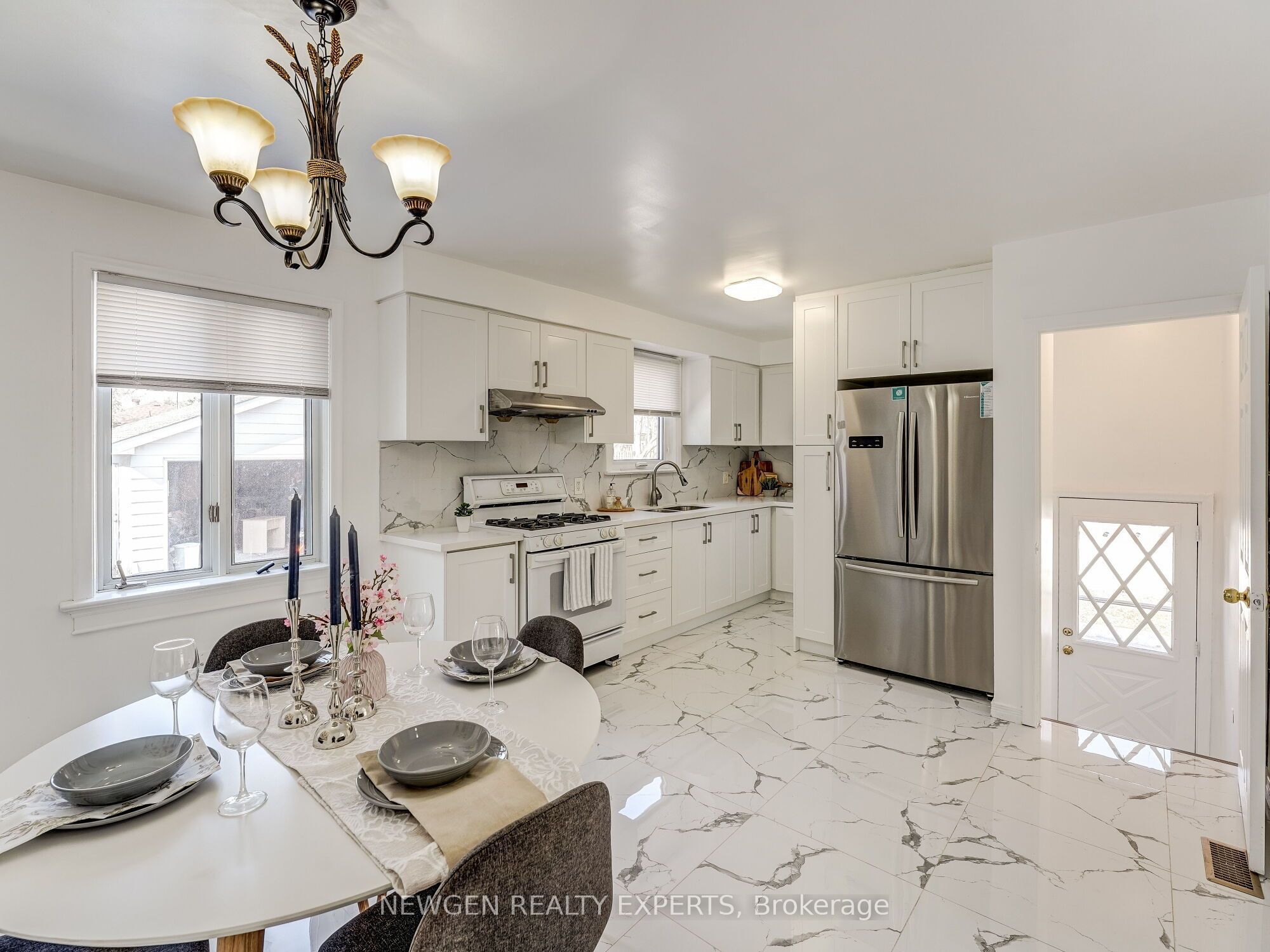 30 Linton Avenue E Property Photo 9