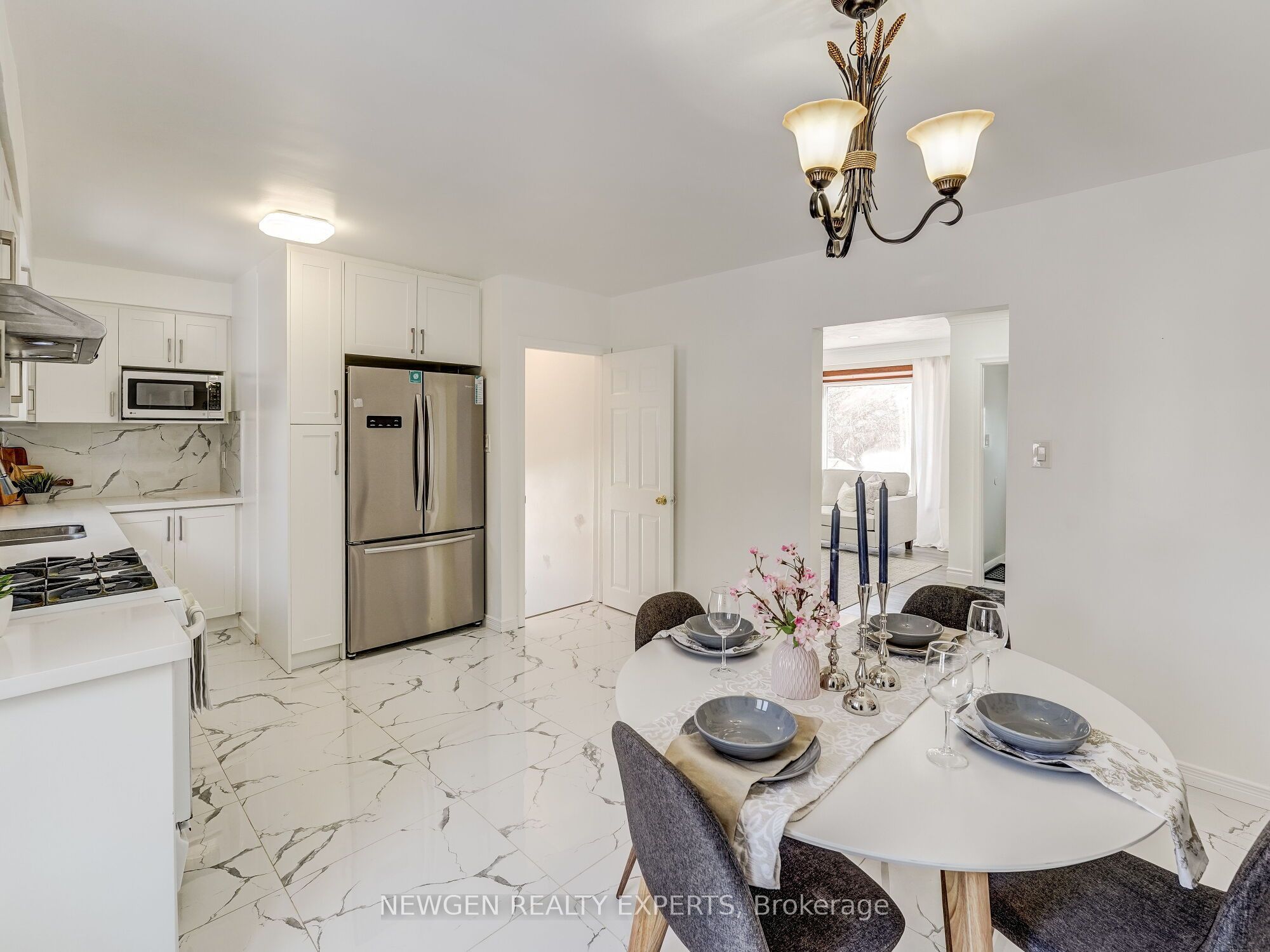 30 Linton Avenue E Property Photo 10
