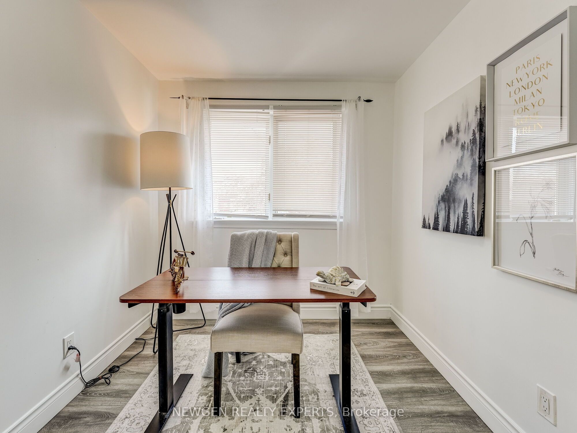 30 Linton Avenue E Property Photo 17