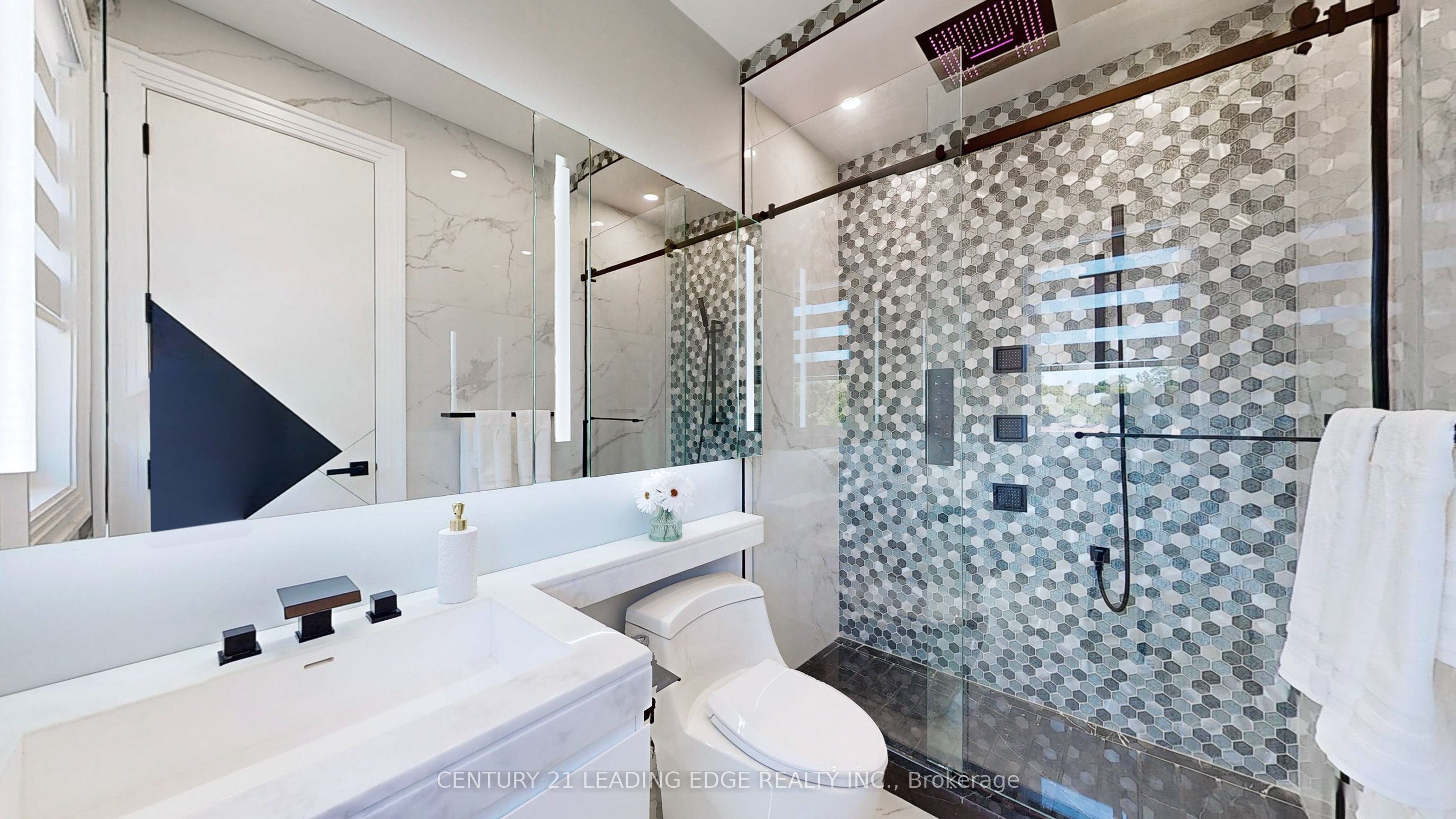 432 Sheppard Avenue Property Photo 33