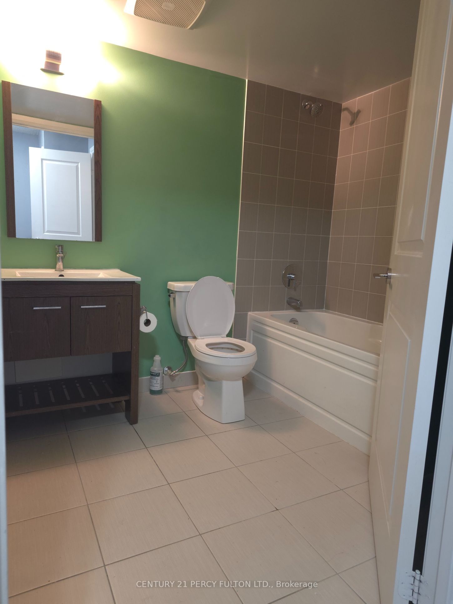 30 Meadowglen Place 711 Property Photo 10