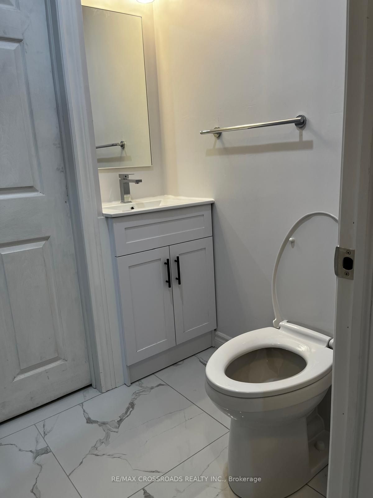44 Romulus Basement Apartment Drive Property Photo 21