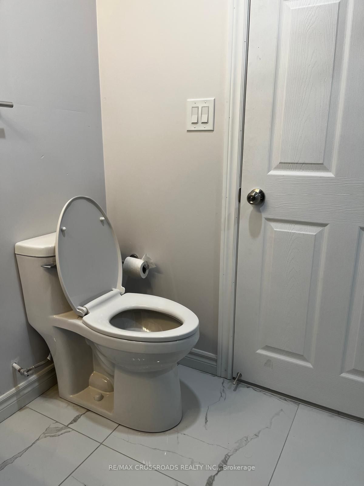 44 Romulus Basement Apartment Drive Property Photo 24