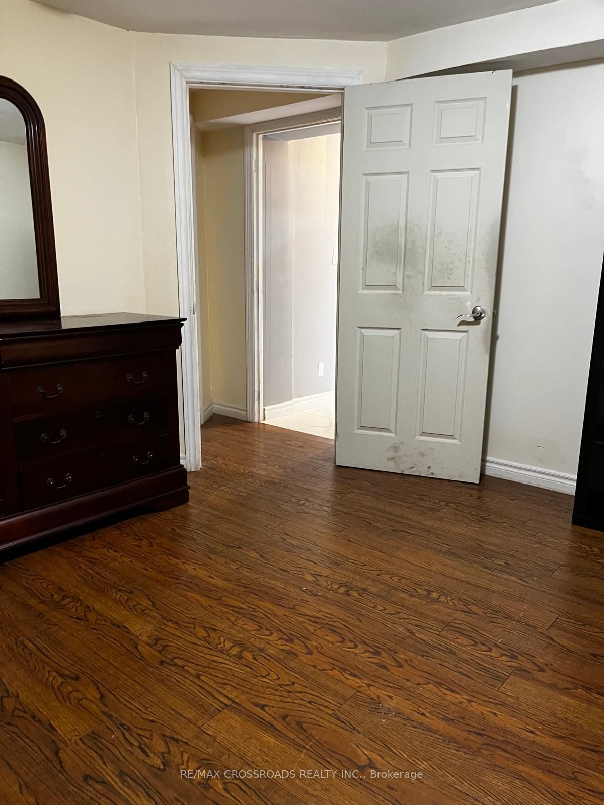 44 Romulus Basement Apartment Drive Property Photo 35