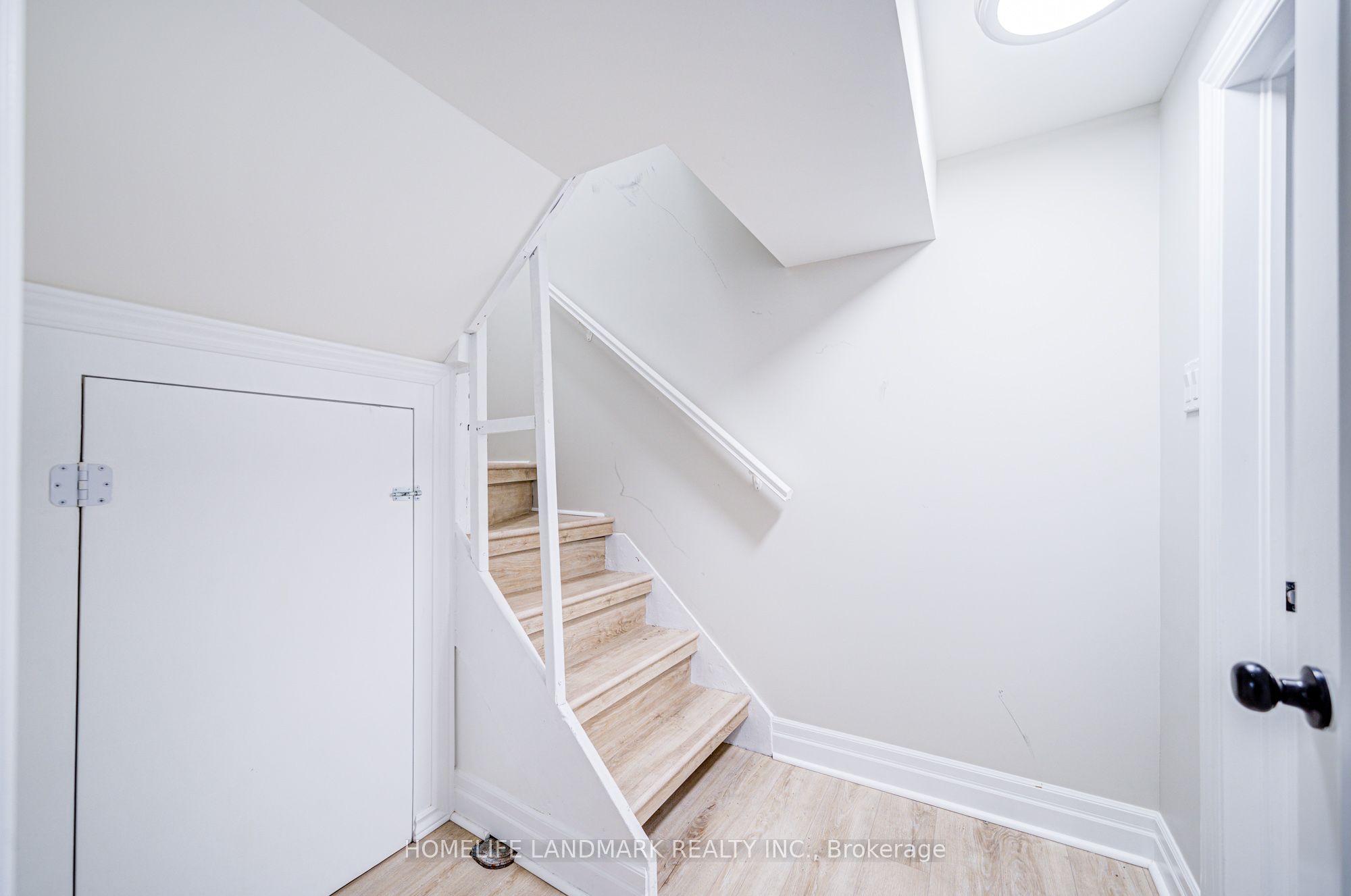 64 Laurel Avenue Property Photo 30