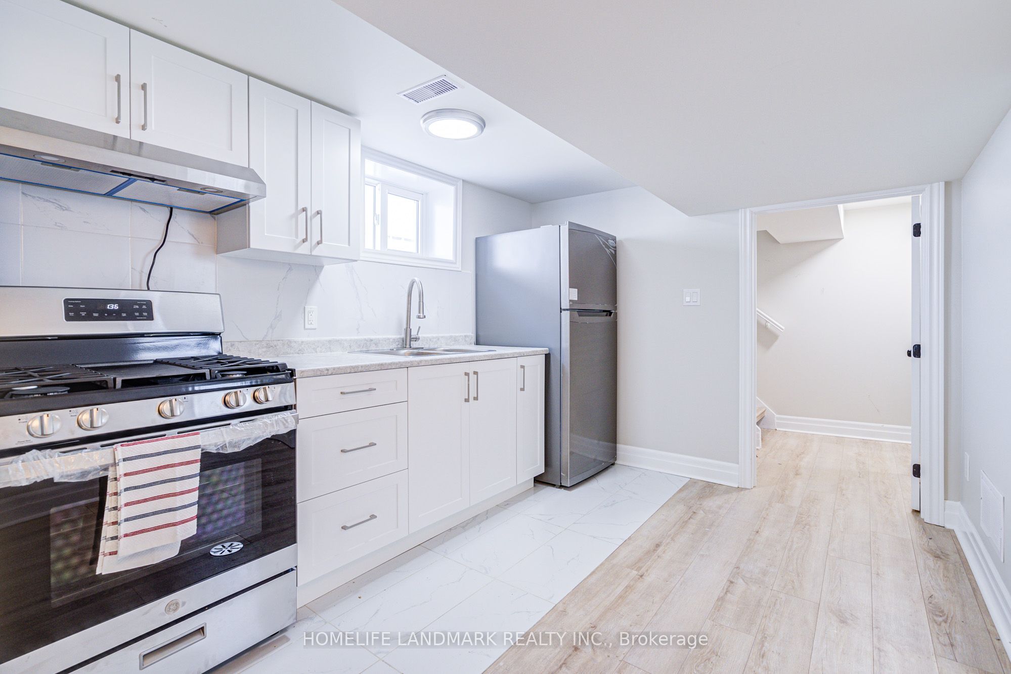 64 Laurel Avenue Property Photo 34
