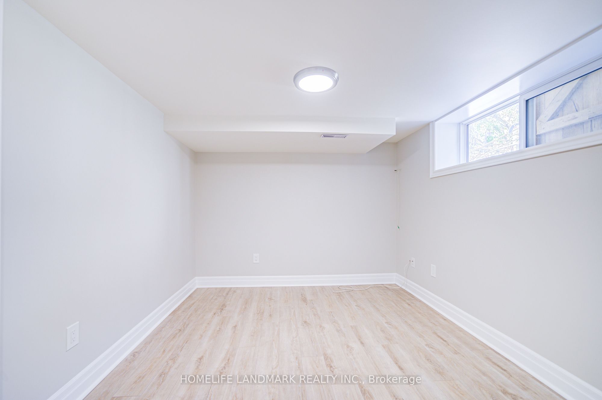 64 Laurel Avenue Property Photo 42