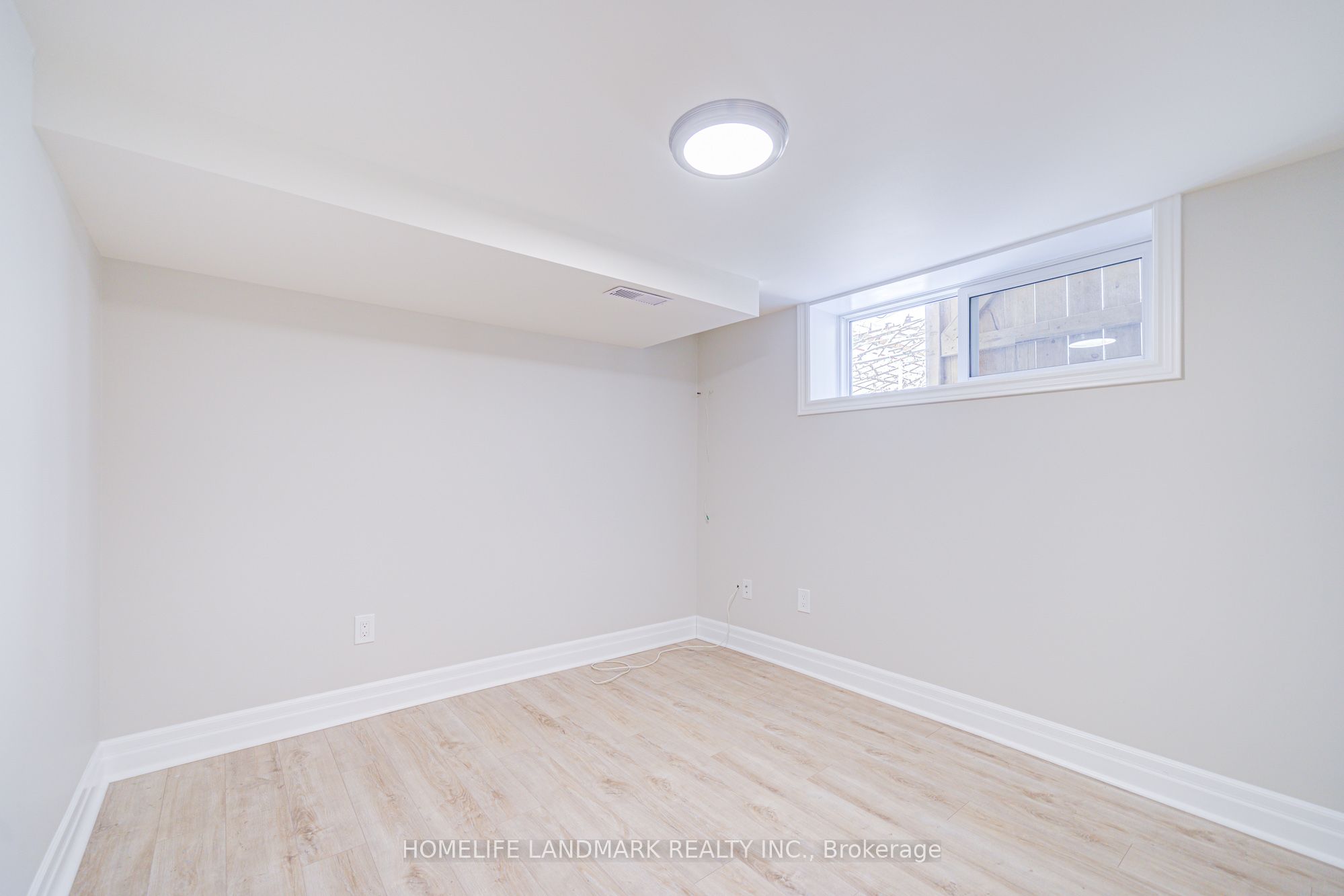 64 Laurel Avenue Property Photo 43