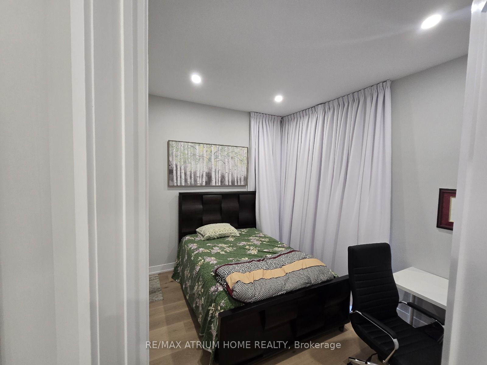 5 Norbury Crescent Property Photo 16