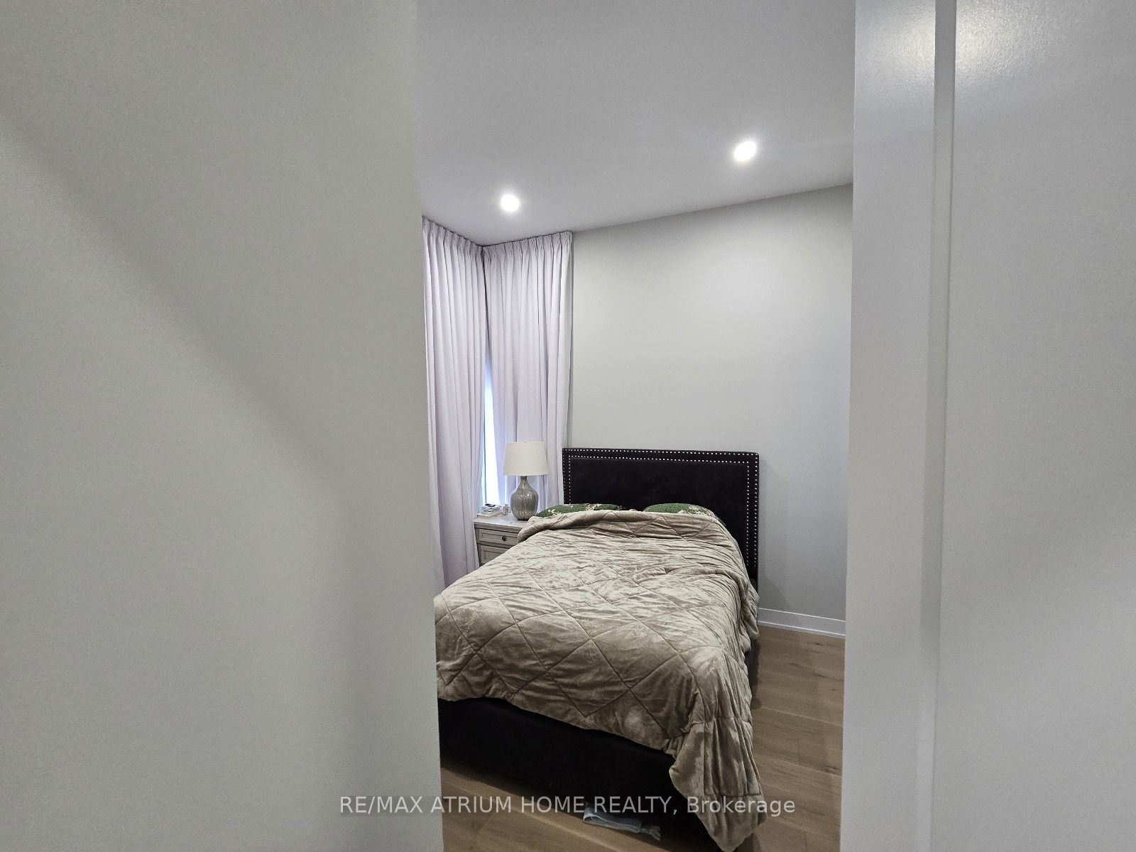 5 Norbury Crescent Property Photo 18