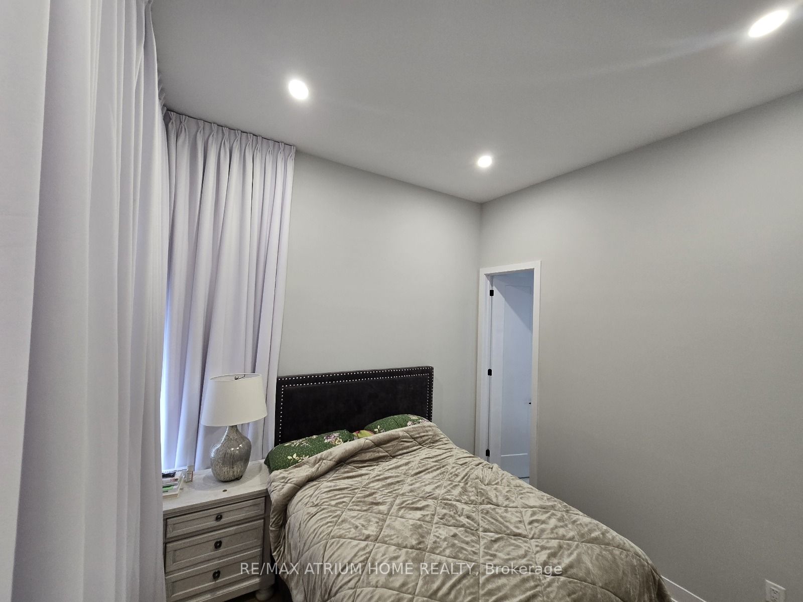 5 Norbury Crescent Property Photo 27