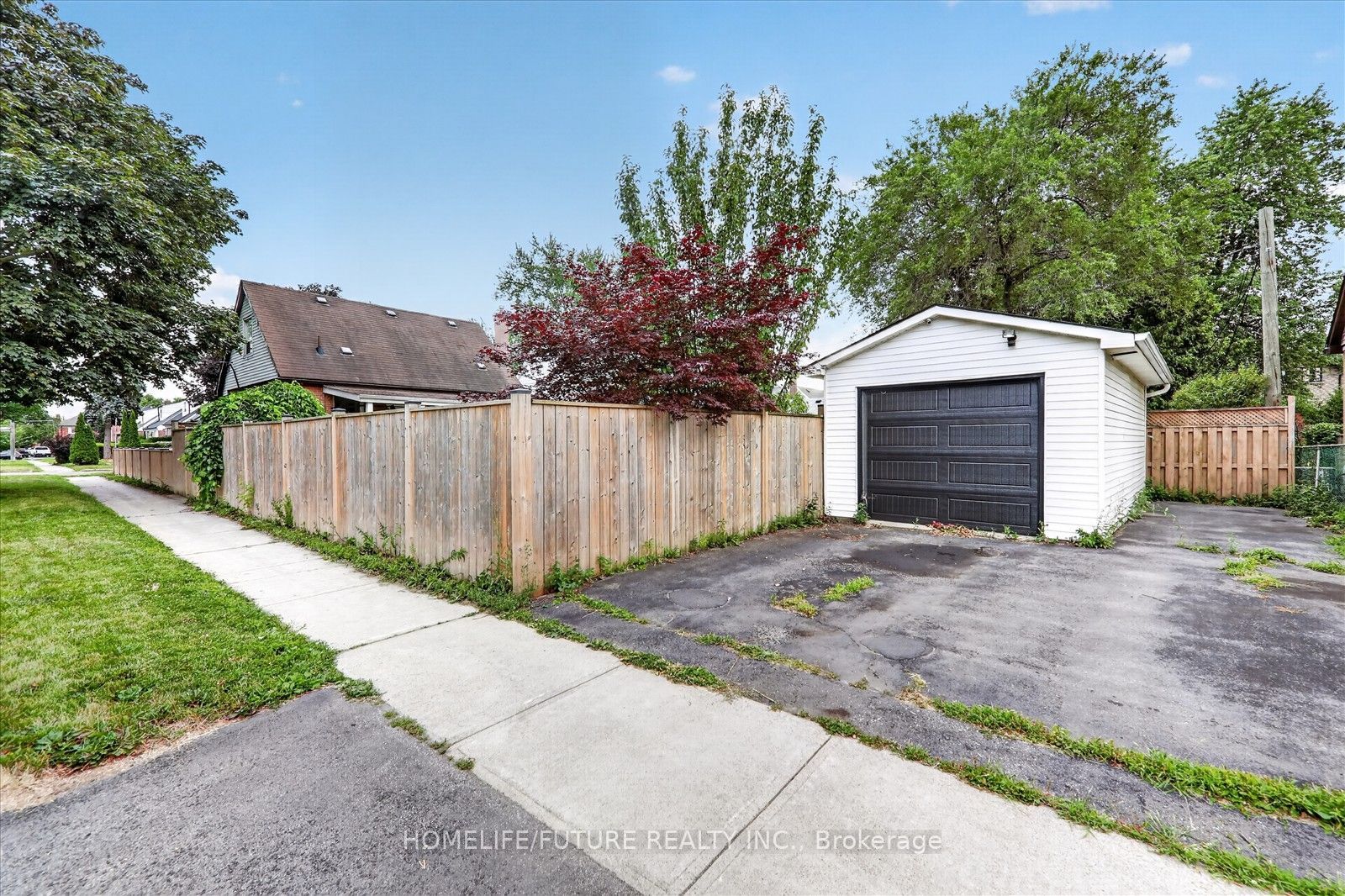 46 Stamford Square N Property Photo 38